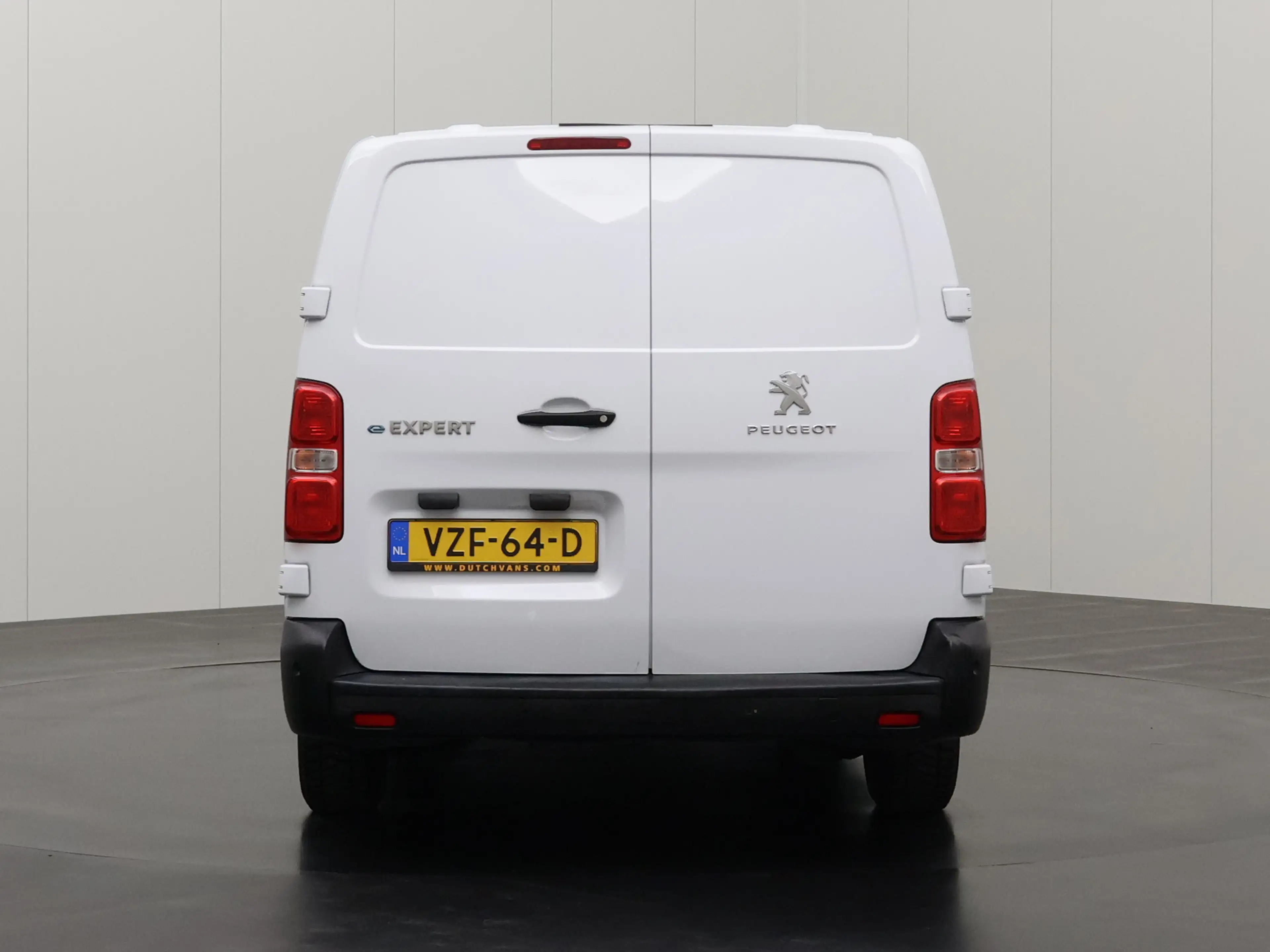 Peugeot e-Expert Extralang 75 kWh | Elektrisch | Multimedia | Airco — photo 11