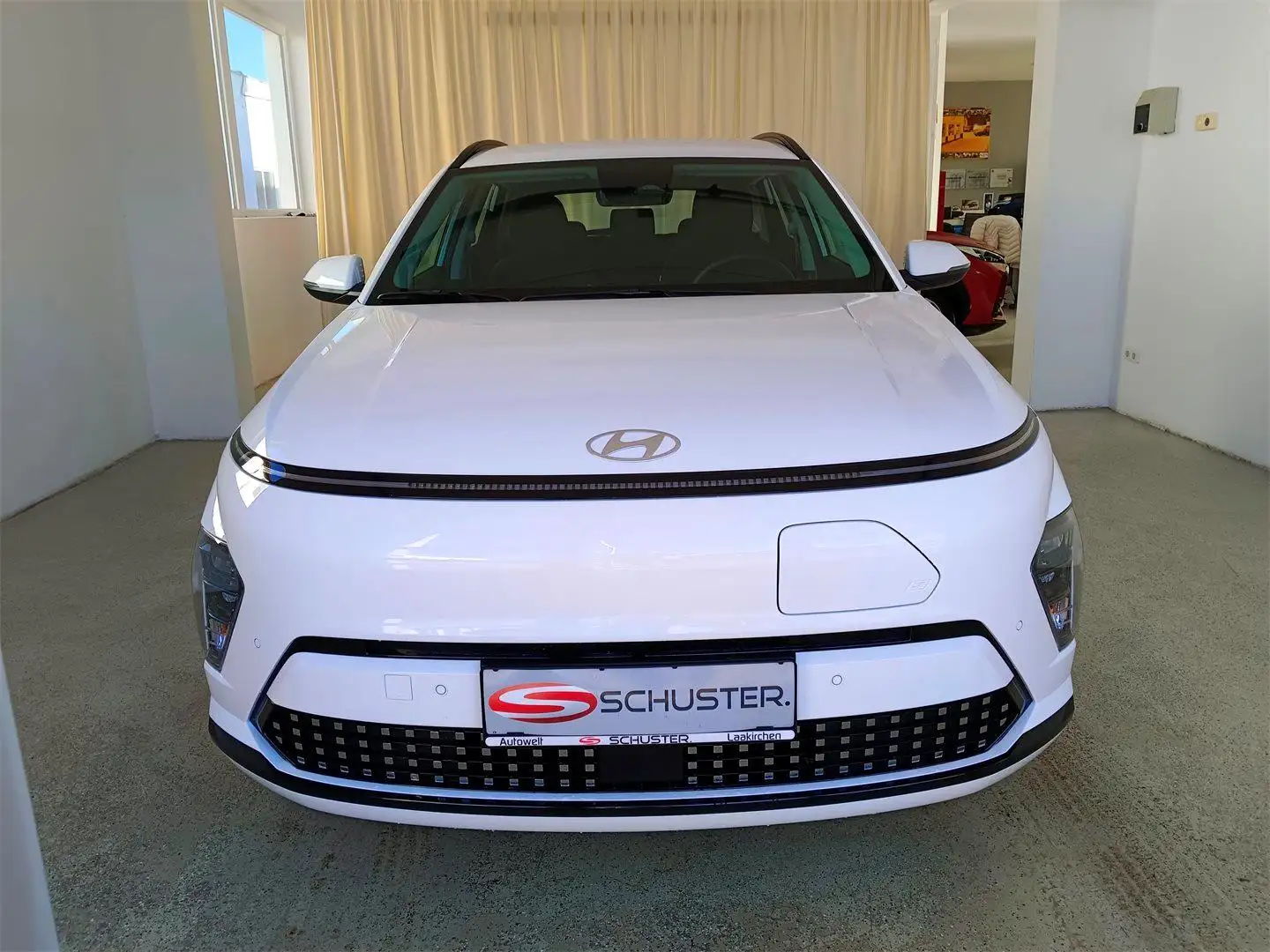 Hyundai KONA EV (SX2) Smart Line 48,6 kWh *Wärmepumpe* Weiß - 2