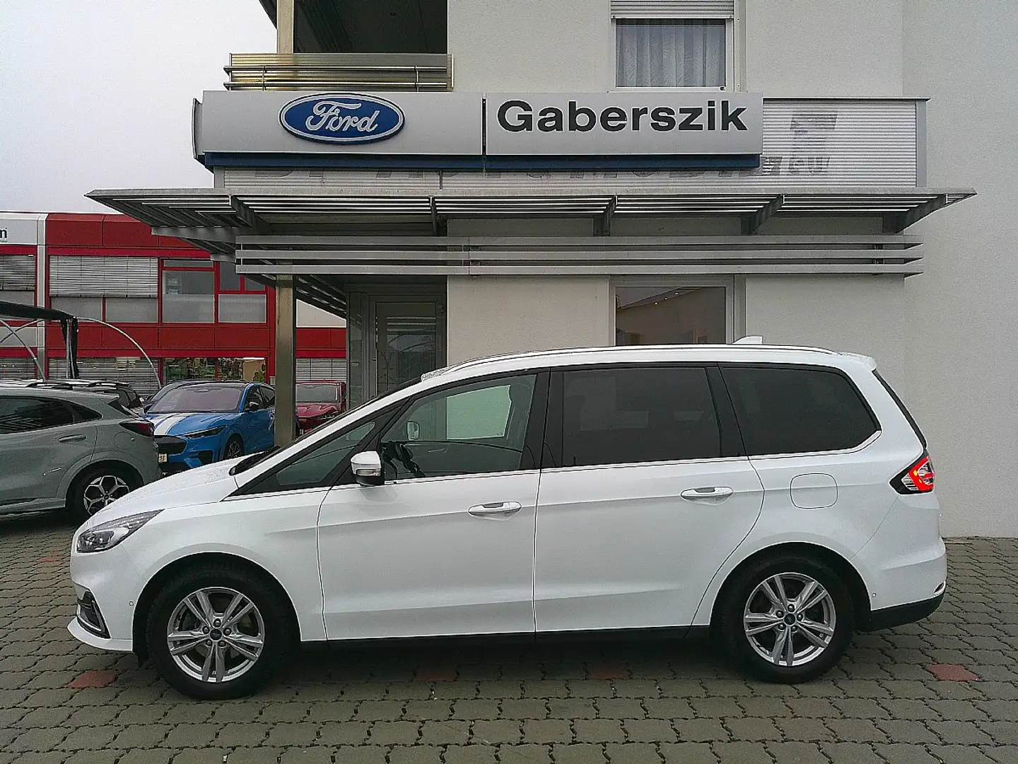 Ford Galaxy 2,5 Duratec Hybrid Titanium Aut. Blanc - 2