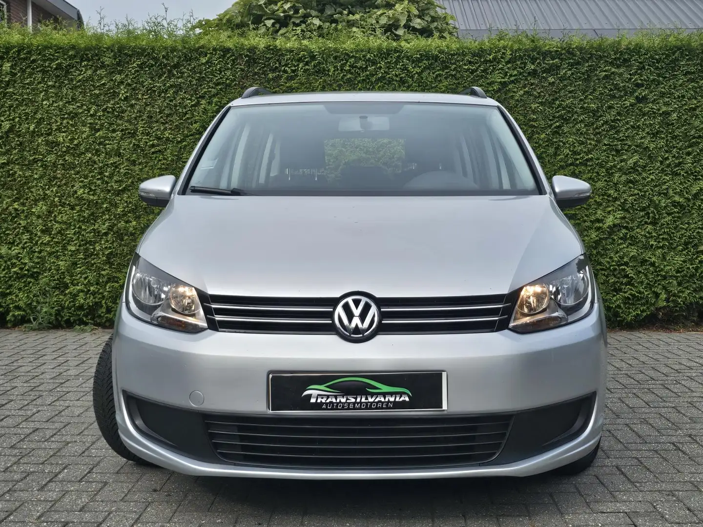 Volkswagen Touran 1.6 TDI Trendline BlueMotion Grijs - 2