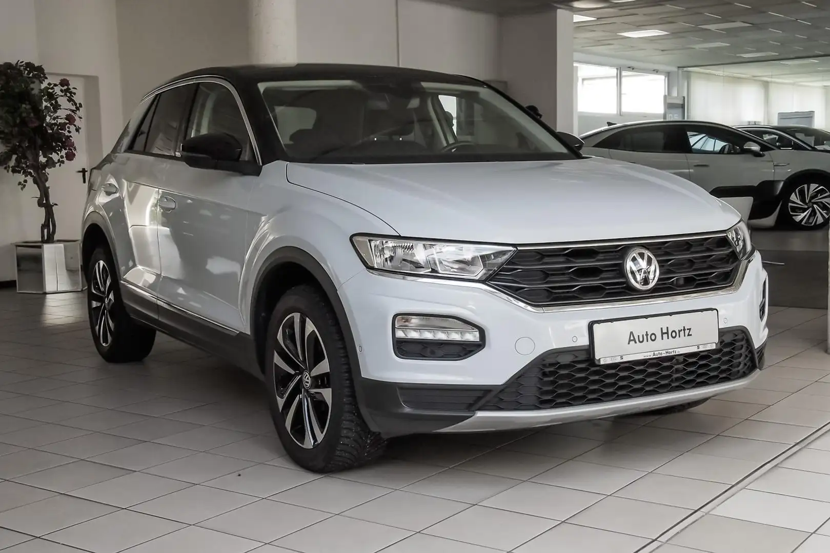Volkswagen T-Roc IQ Drive 1.5 TSI, Climatronic, Navi, Allwett Blanc - 2