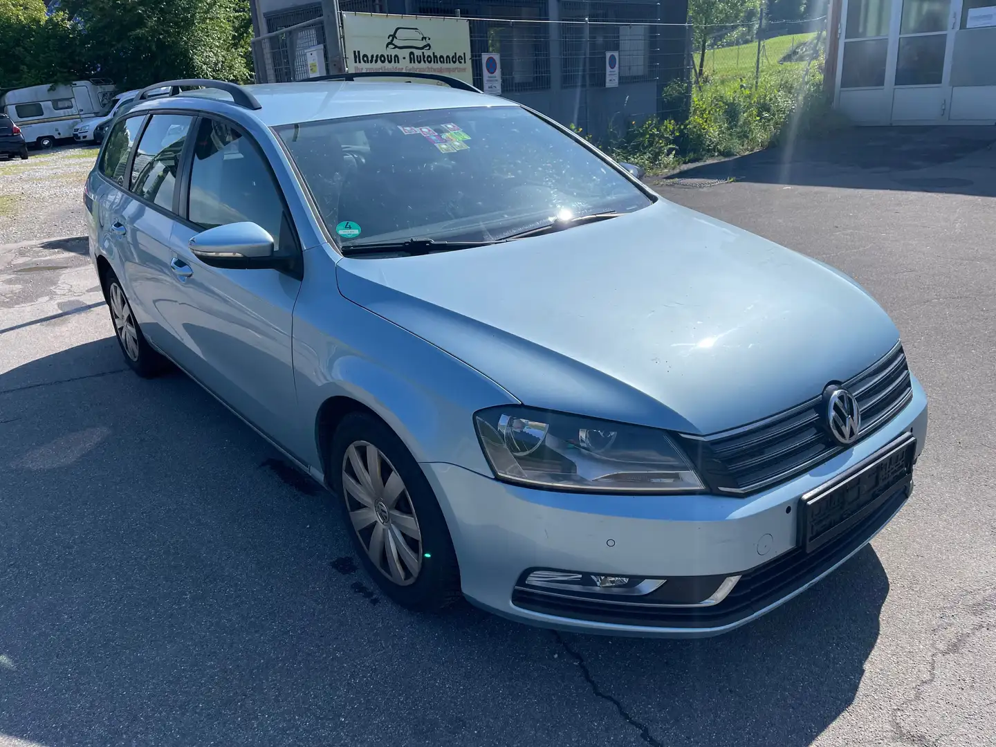 Volkswagen Passat Variant 1.6 TDI BlueMotion Euro 5 Bleu - 1