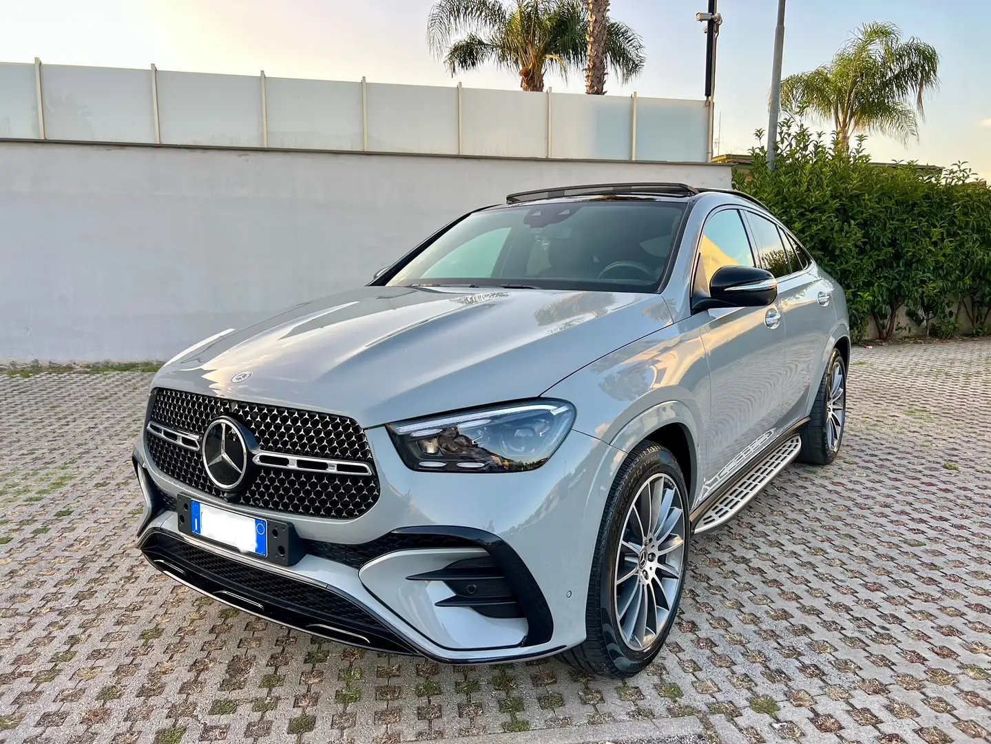 Mercedes-Benz GLE 300 Coupe D 4Matic Mild Hybrid AMG Premium Plus - 1