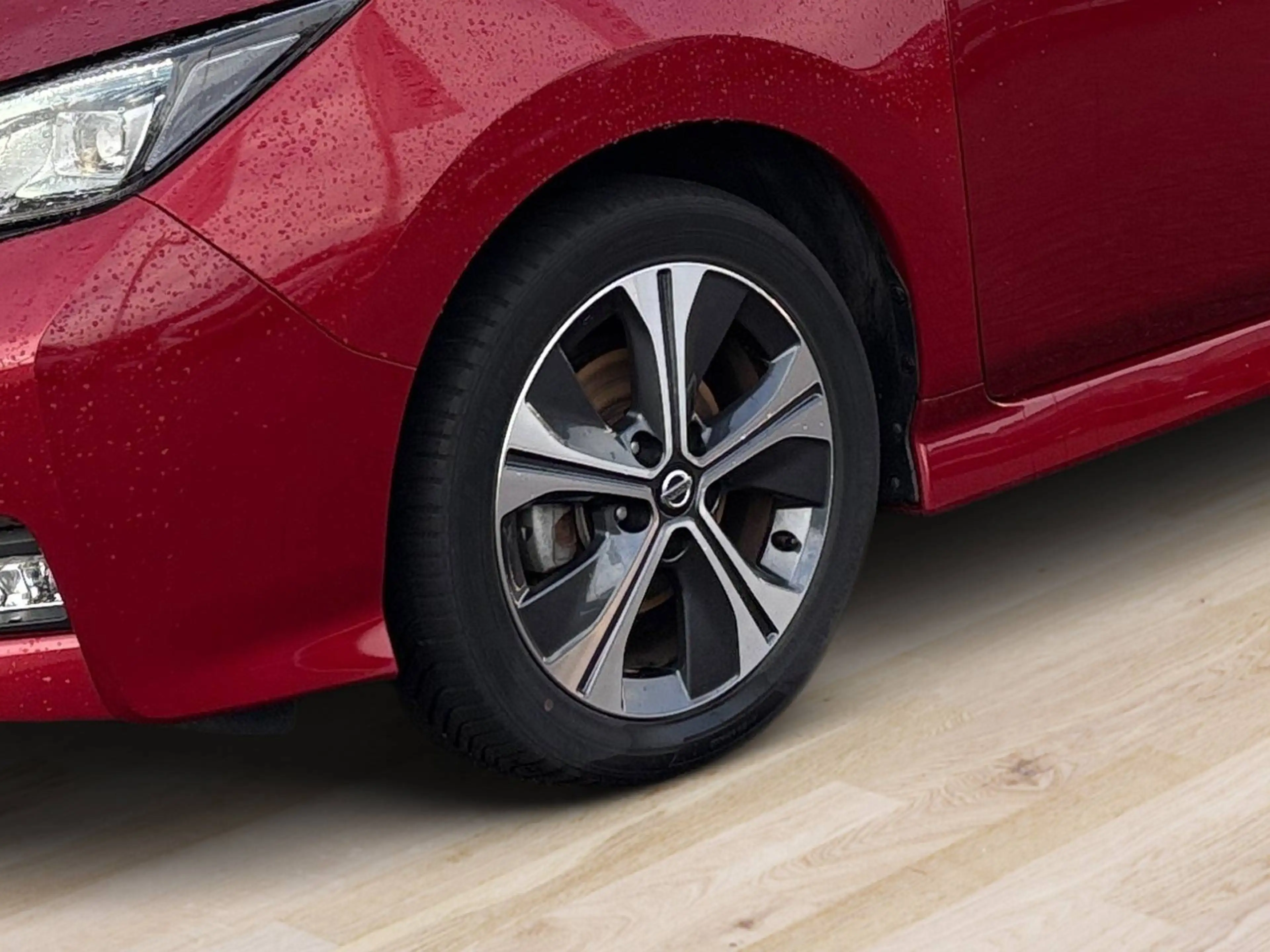 Nissan Leaf N-Connecta — photo 8