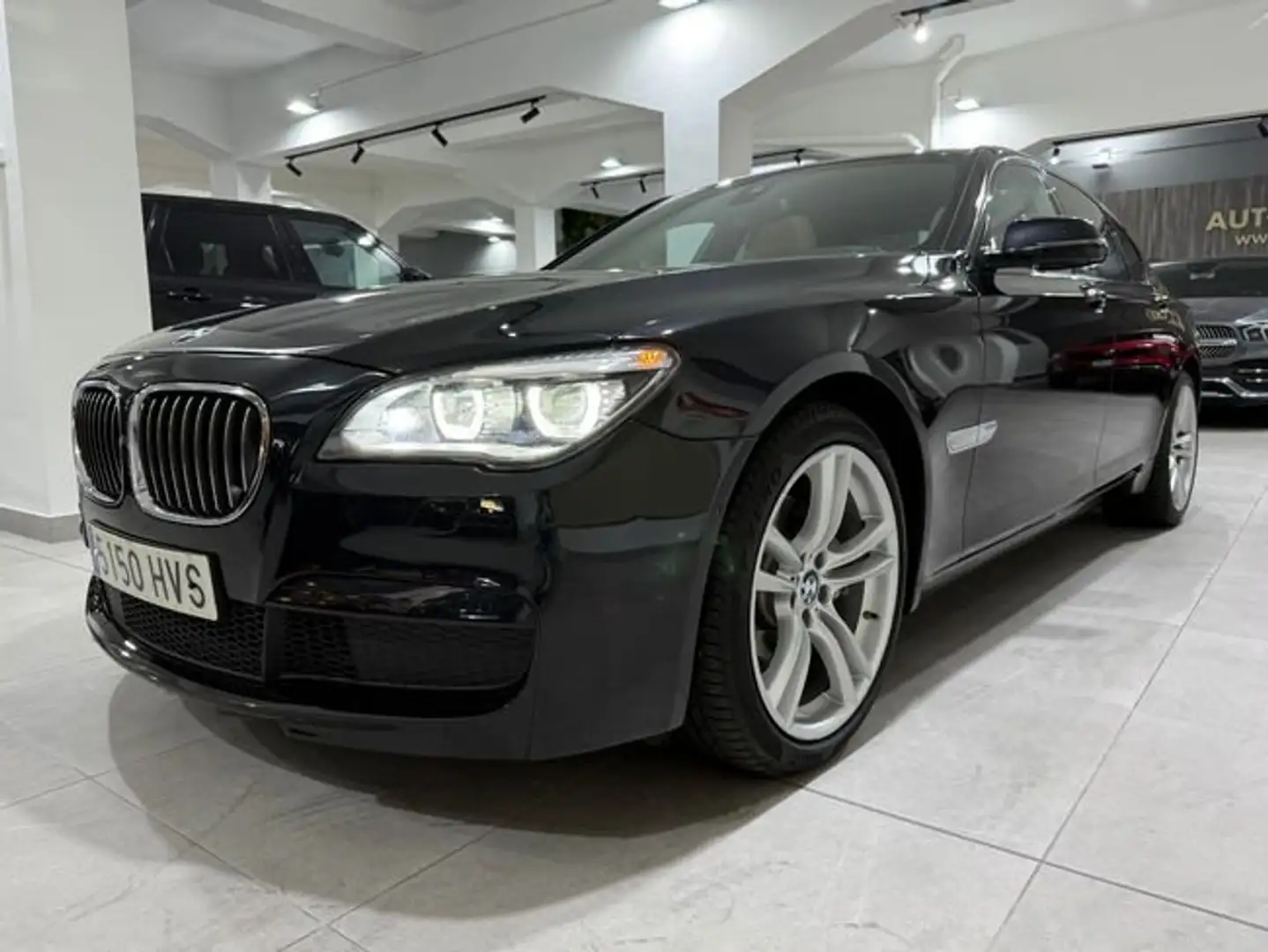 BMW 740 740dA xDrive Negro - 1