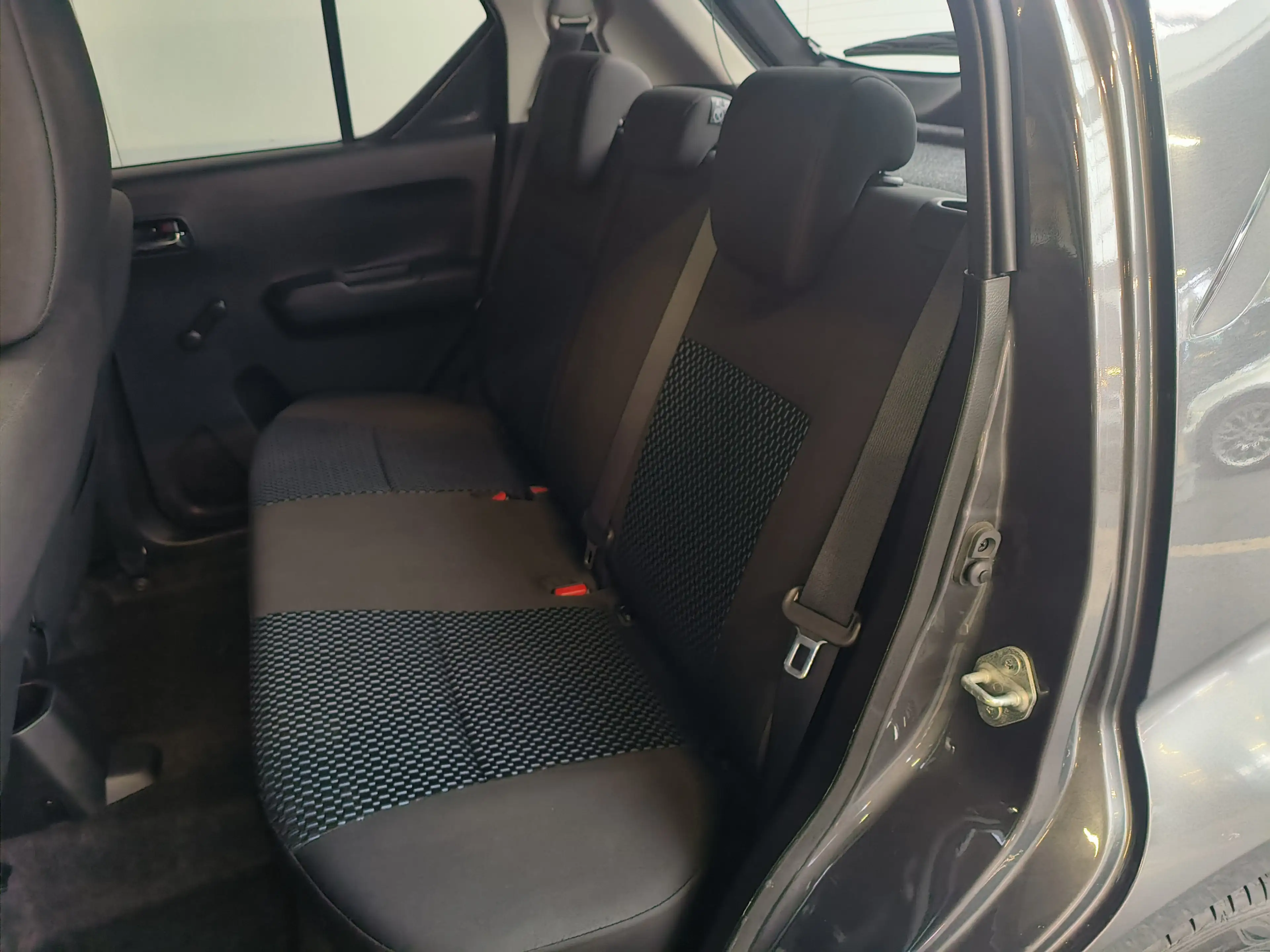 Suzuki Ignis 1.2 Smart Hybrid Comfort Rijklaar + 12 maanden Bov — photo 27