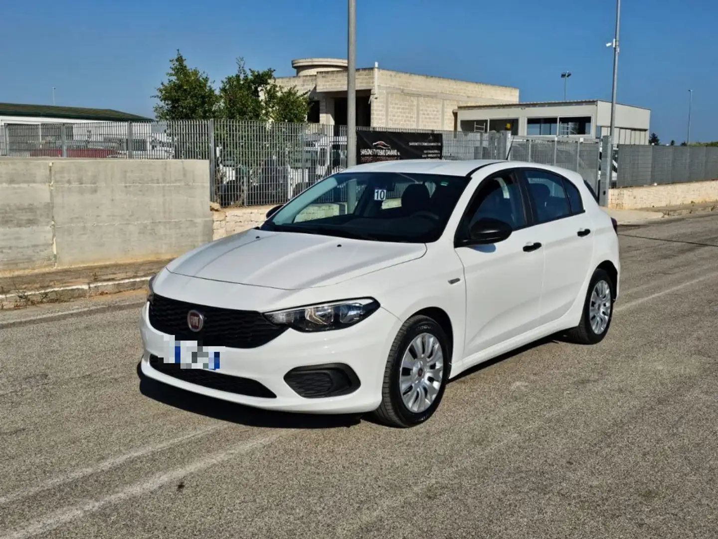 Fiat Tipo 1.3 Mjt S&S POP 5 POSTI Bianco - 1
