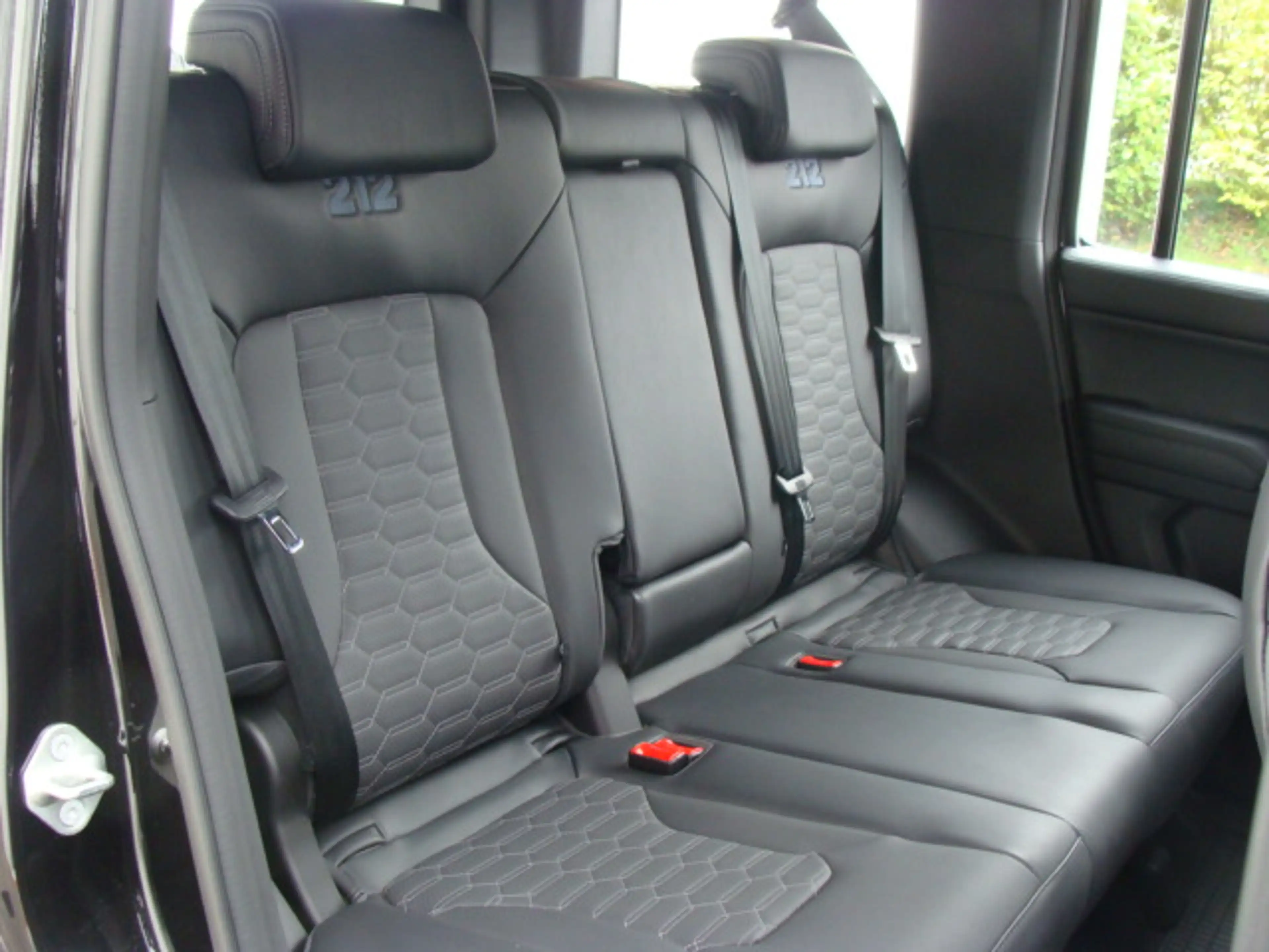 BAW 212 4x4 — photo 13