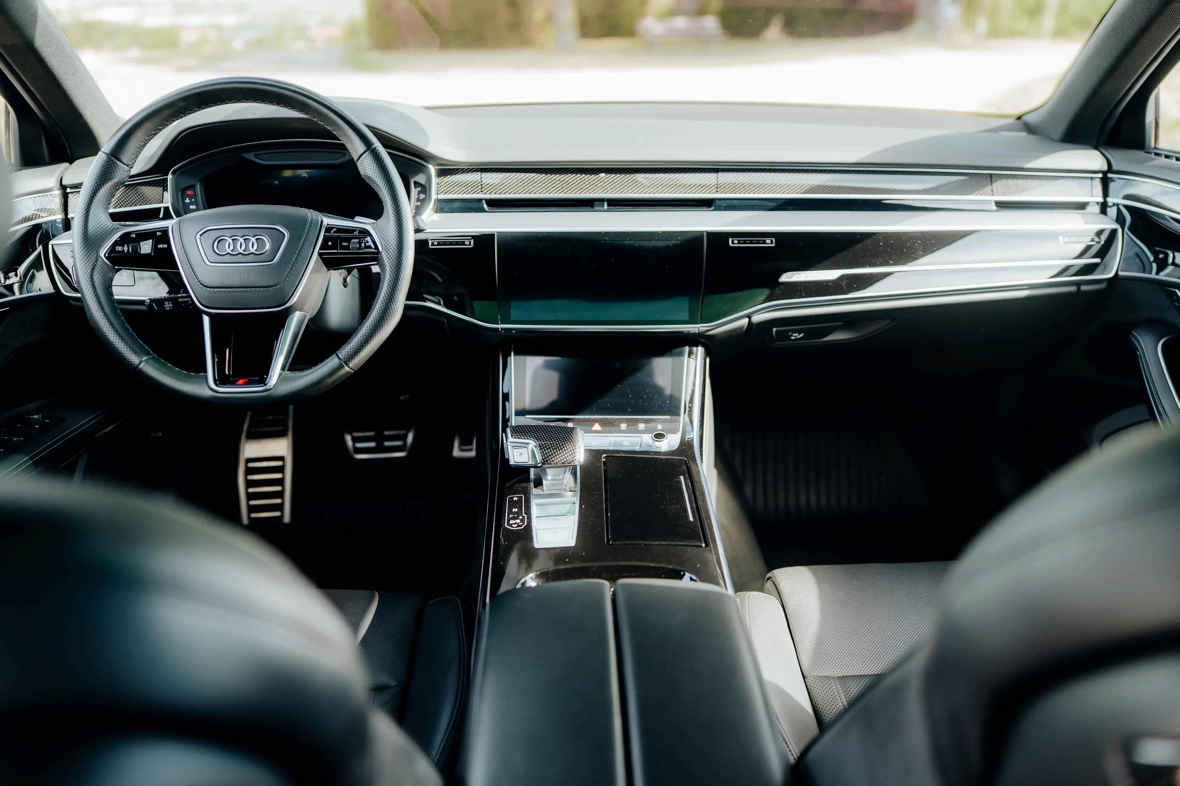 Audi S8 Matrix, Massage, Standheizung, Carbon — photo 11