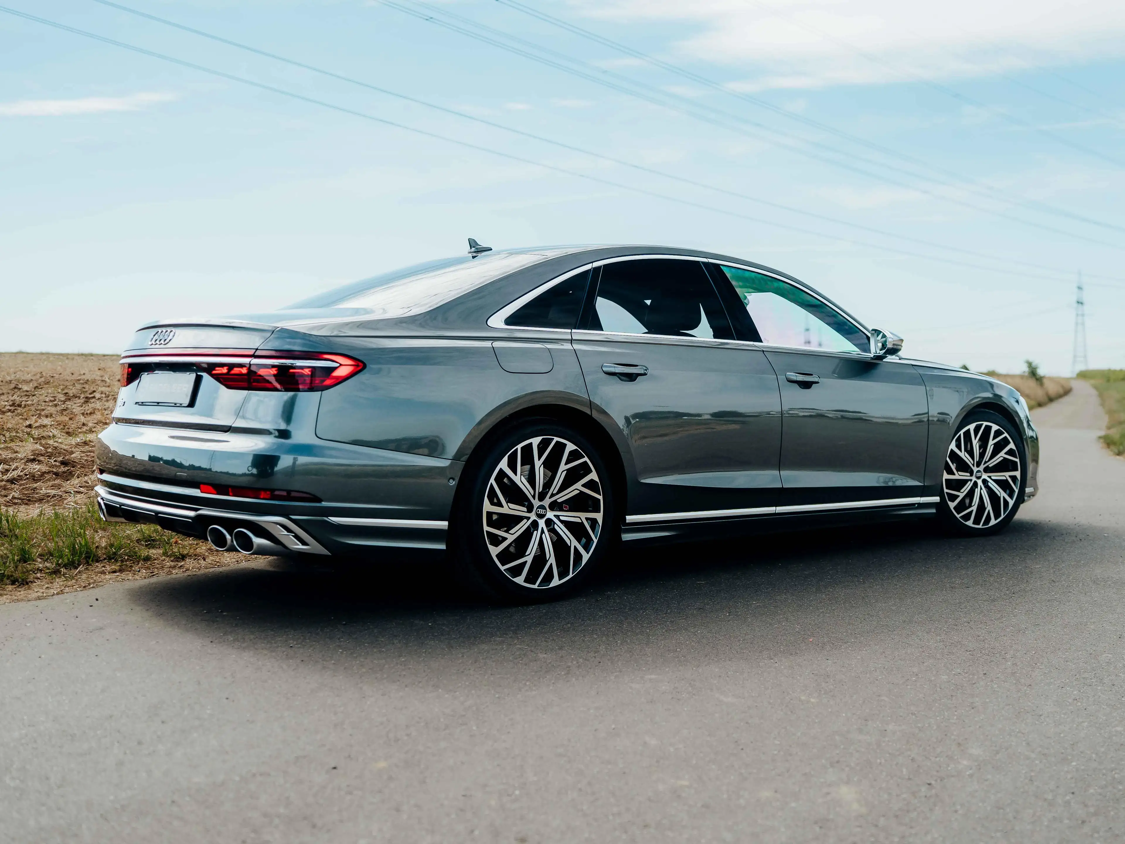 Audi S8 Matrix, Massage, Standheizung, Carbon — photo 9
