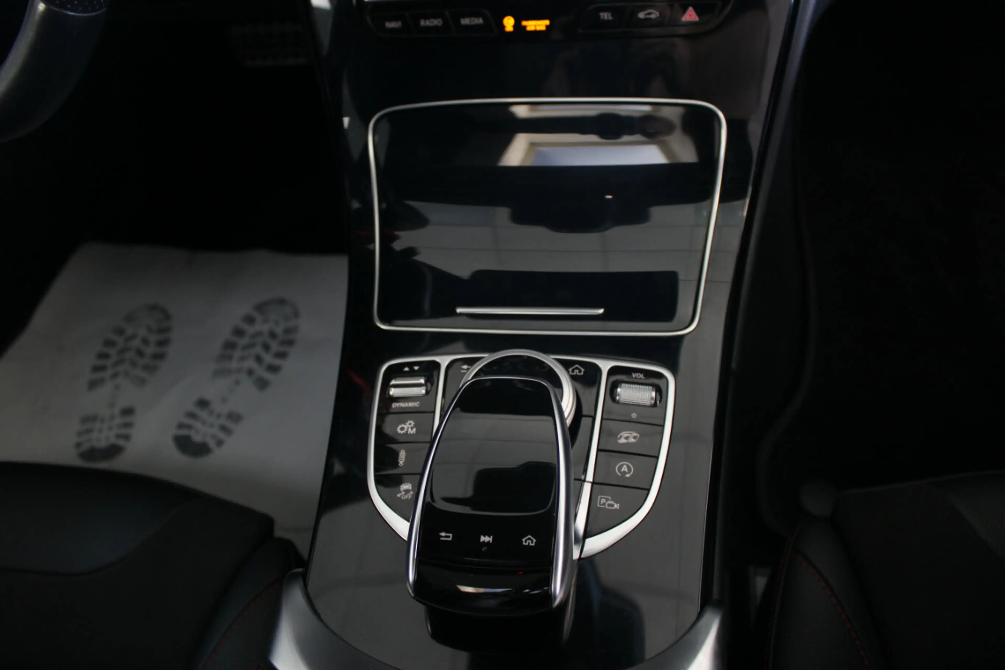 Mercedes-Benz C 43 AMG 4Matic TCT 9G - Schiebedach — photo 13