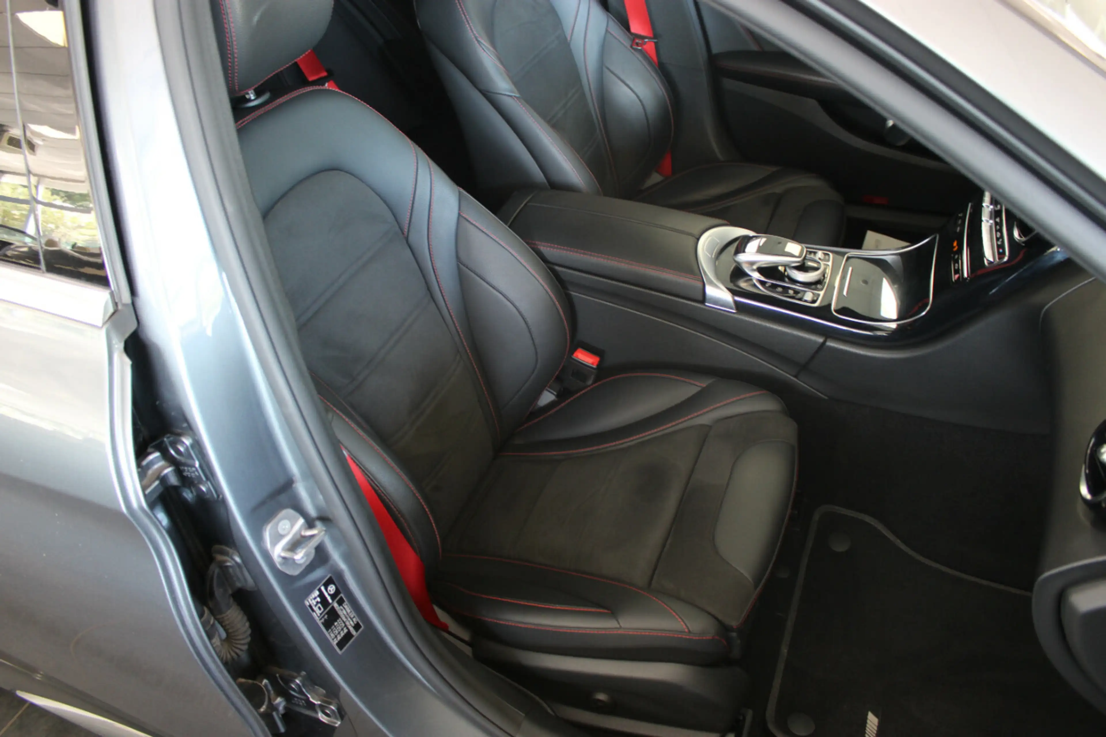 Mercedes-Benz C 43 AMG 4Matic TCT 9G - Schiebedach — photo 14