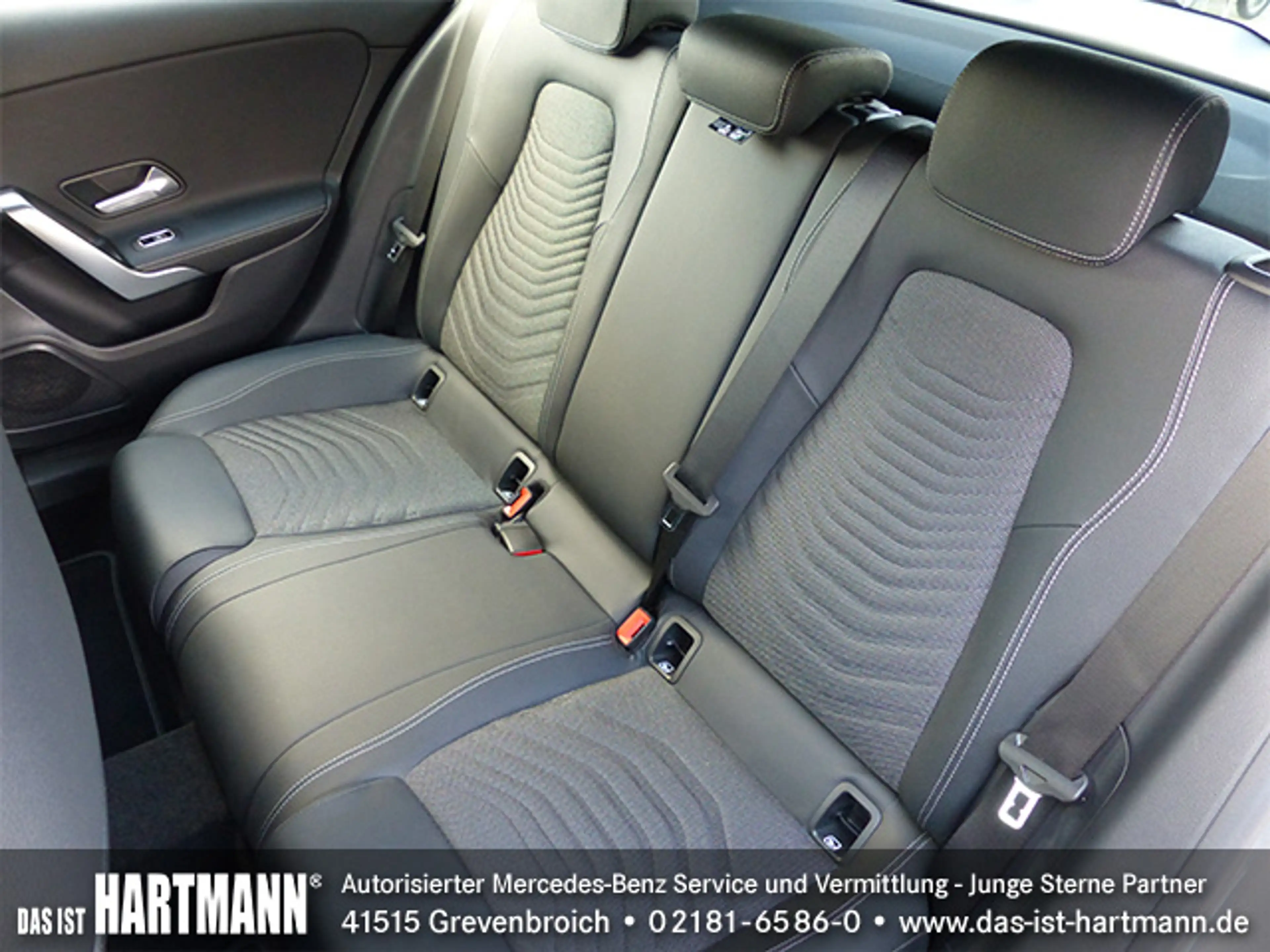 Mercedes-Benz A 250 e PROGRESSIVE+AHK+MBUX+RF-KAM+CARPLAY+LED — photo 6