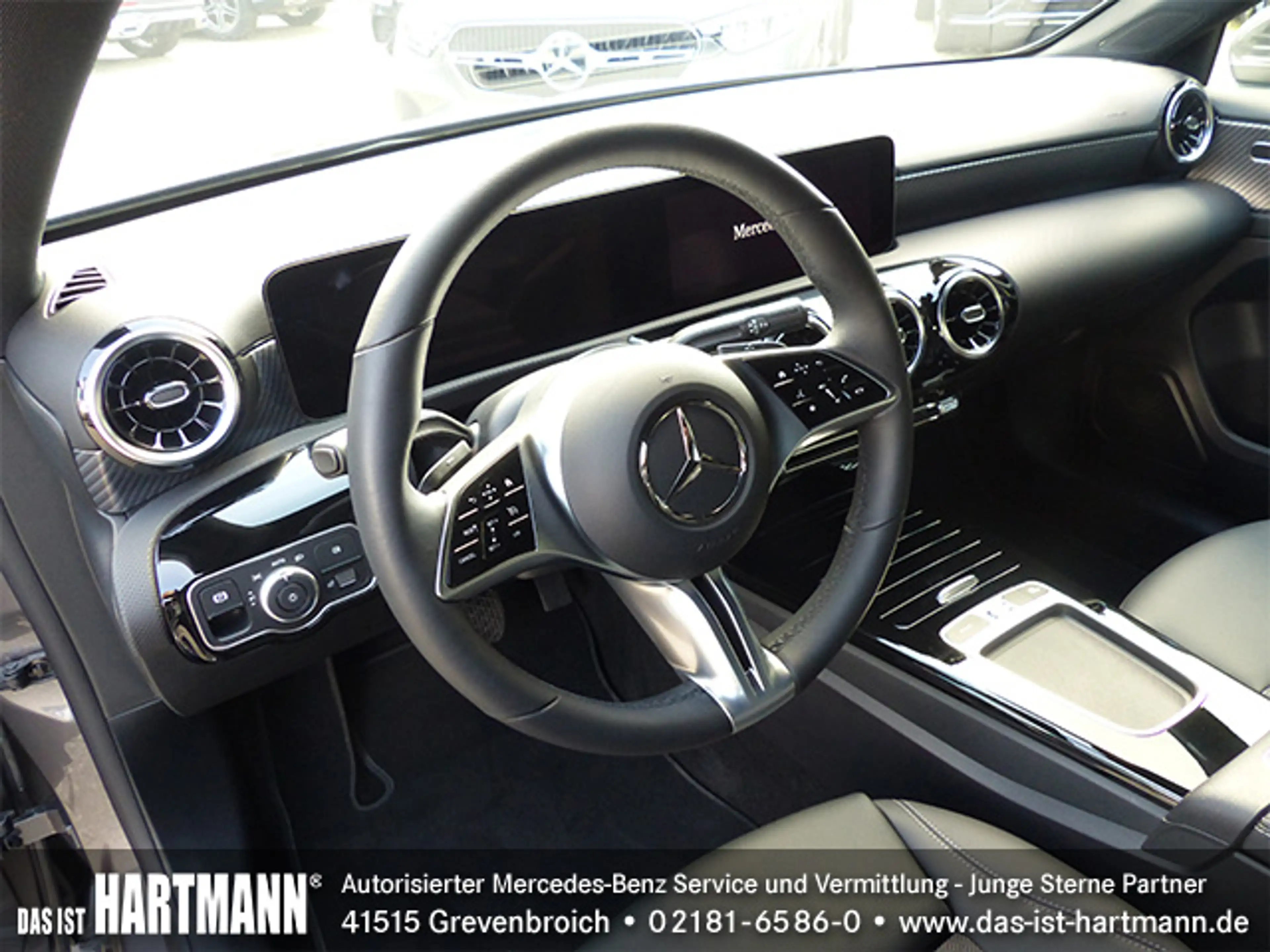 Mercedes-Benz A 250 e PROGRESSIVE+AHK+MBUX+RF-KAM+CARPLAY+LED — photo 5
