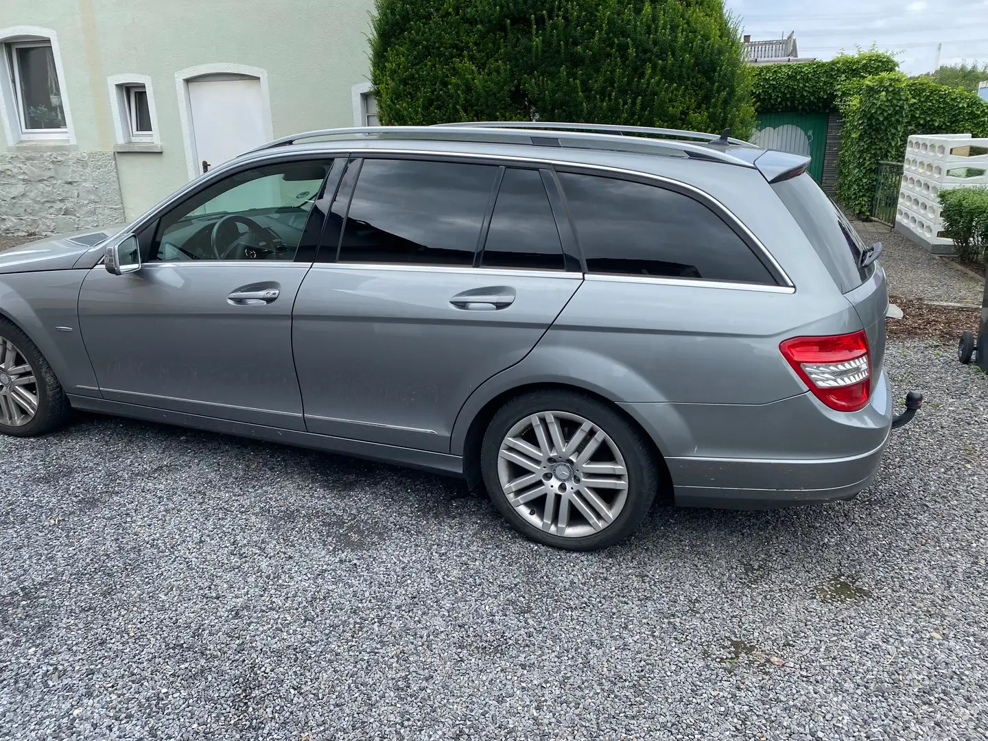 Mercedes-Benz C 200 Šedá - 1