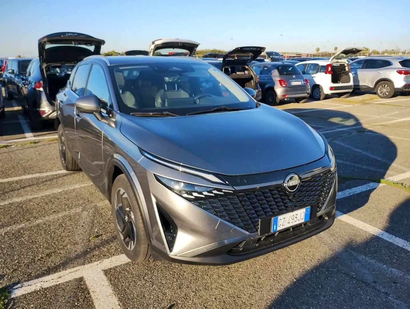 Nissan Qashqai 1.3 mhev Acenta 2wd 140cv KM 19.500 Gris - 1