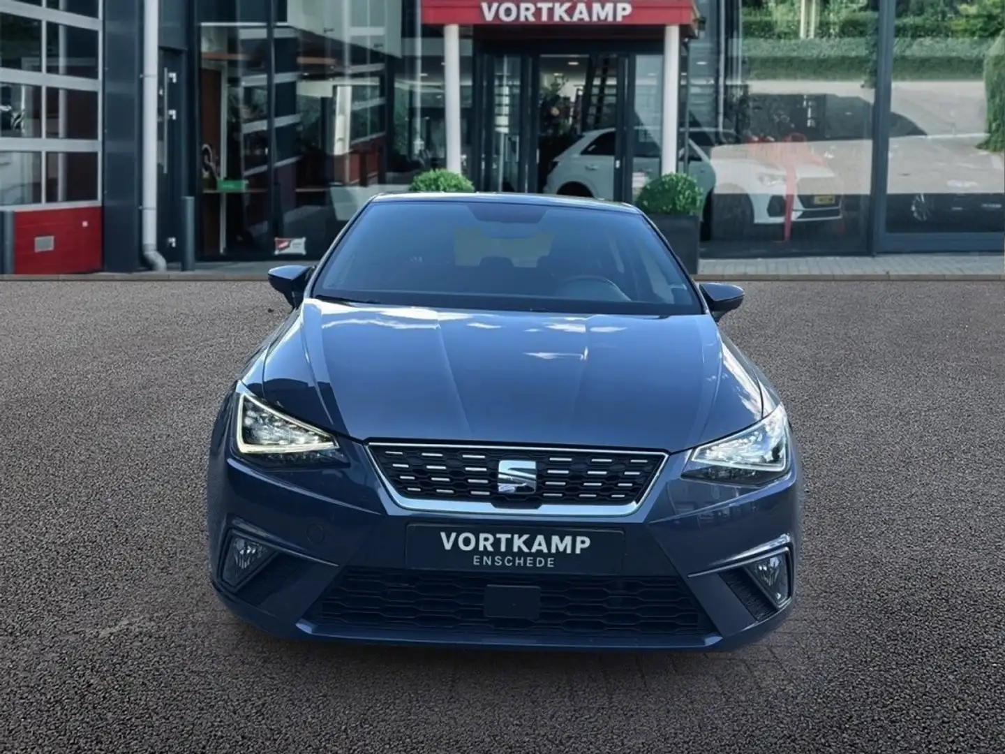 SEAT Ibiza 1.0 TSI XCELLENCE NAVI/CARPLAY/CRUISE/AIRCO Grijs - 2