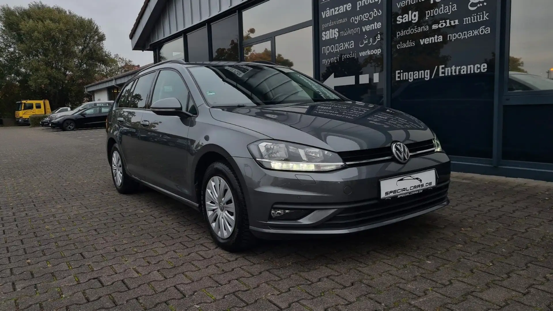 Volkswagen Golf VII Variant Join 1.6 TDi - NAVI - AHK - Grau - 1