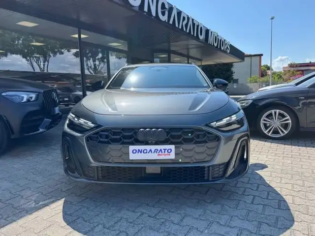 Audi A5 view 3