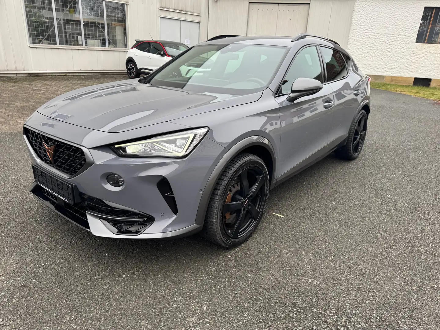 CUPRA Formentor VZ 4Drive #WKR #Kamera #Sitzhzng #Navi Grau - 1