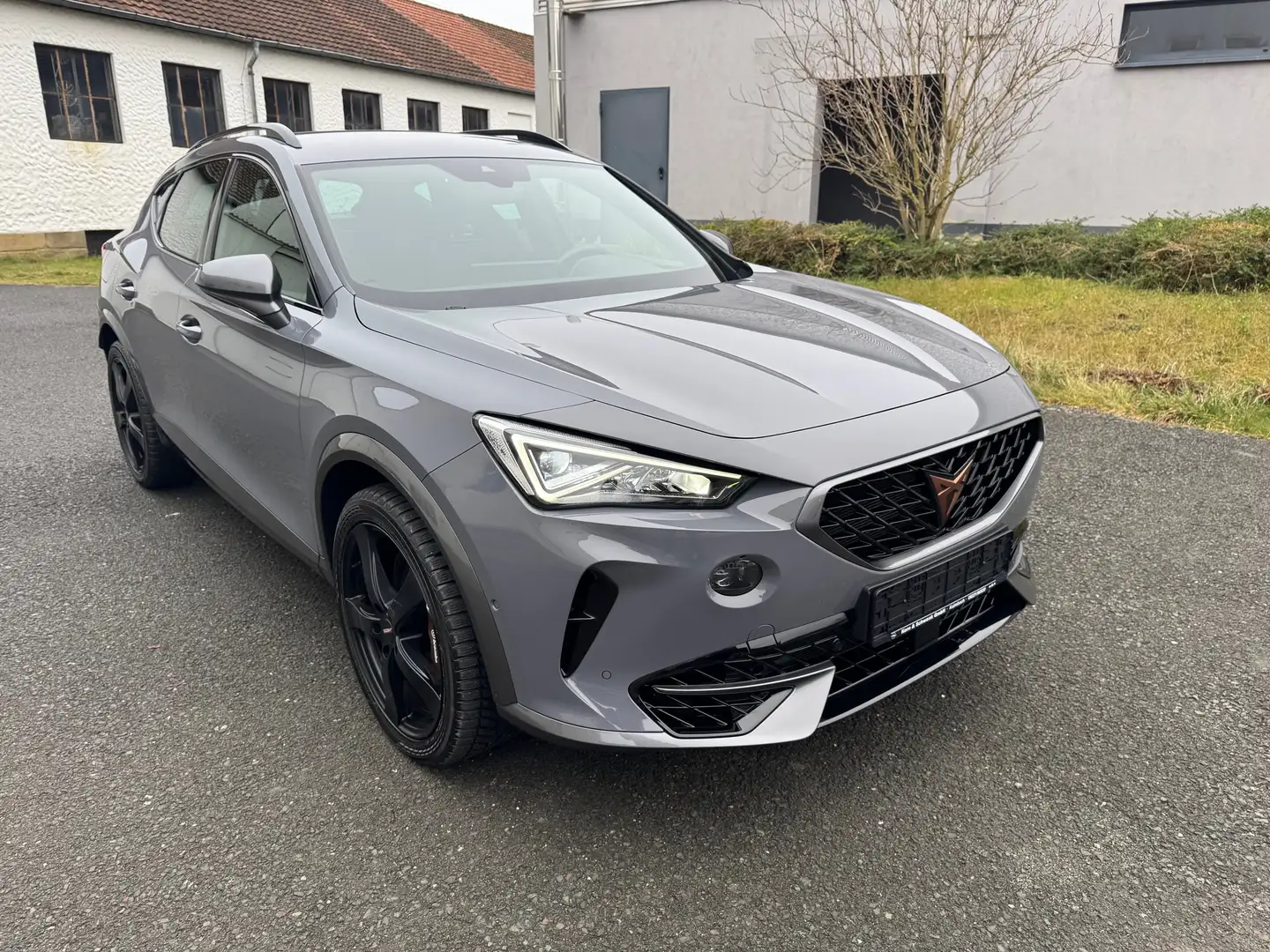 CUPRA Formentor VZ 4Drive #WKR #Kamera #Sitzhzng #Navi Grau - 2