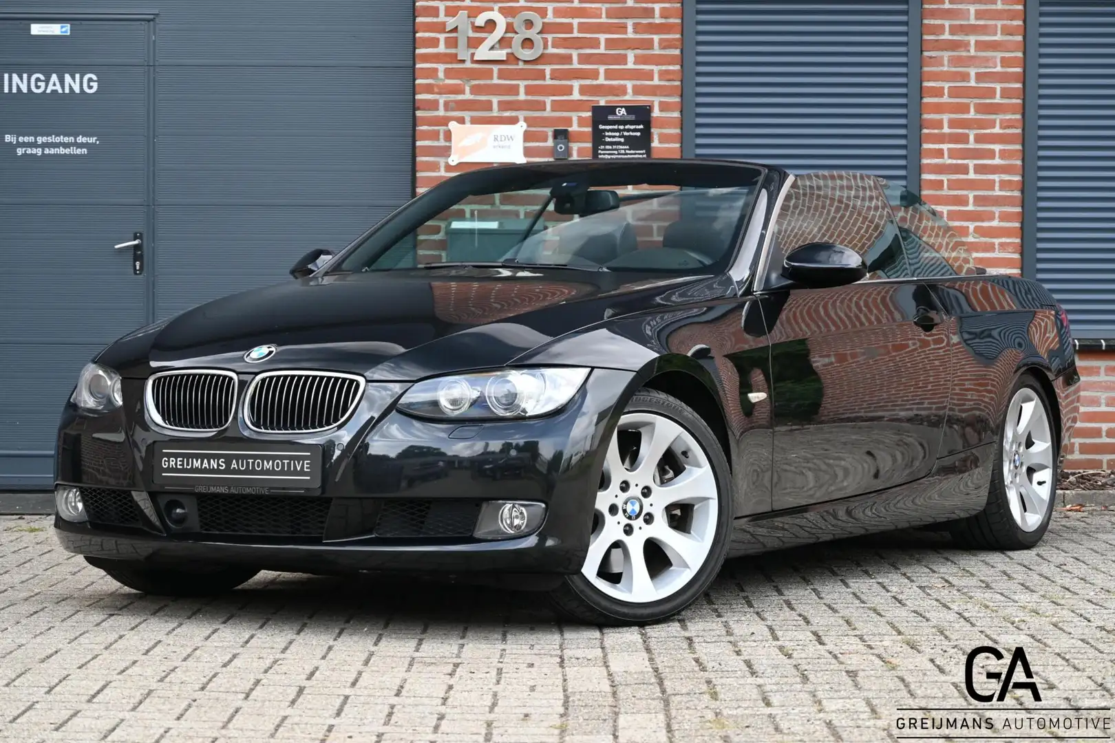 BMW 335 3-serie Cabrio 335i Zwart - 1