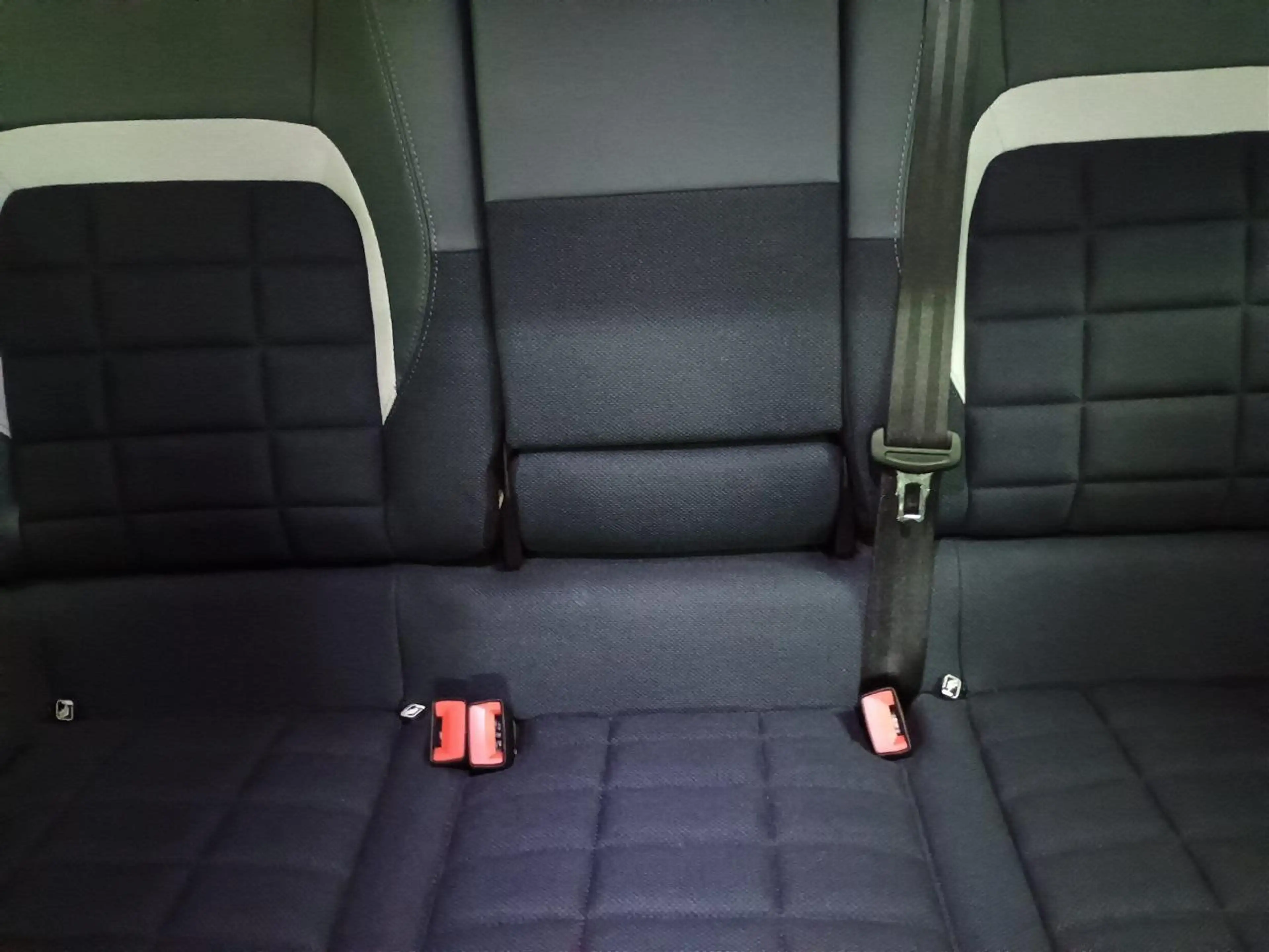 Citroen C5 Aircross II 145 Hybrid PLUS*Navi*Kamera*Shz* — photo 10