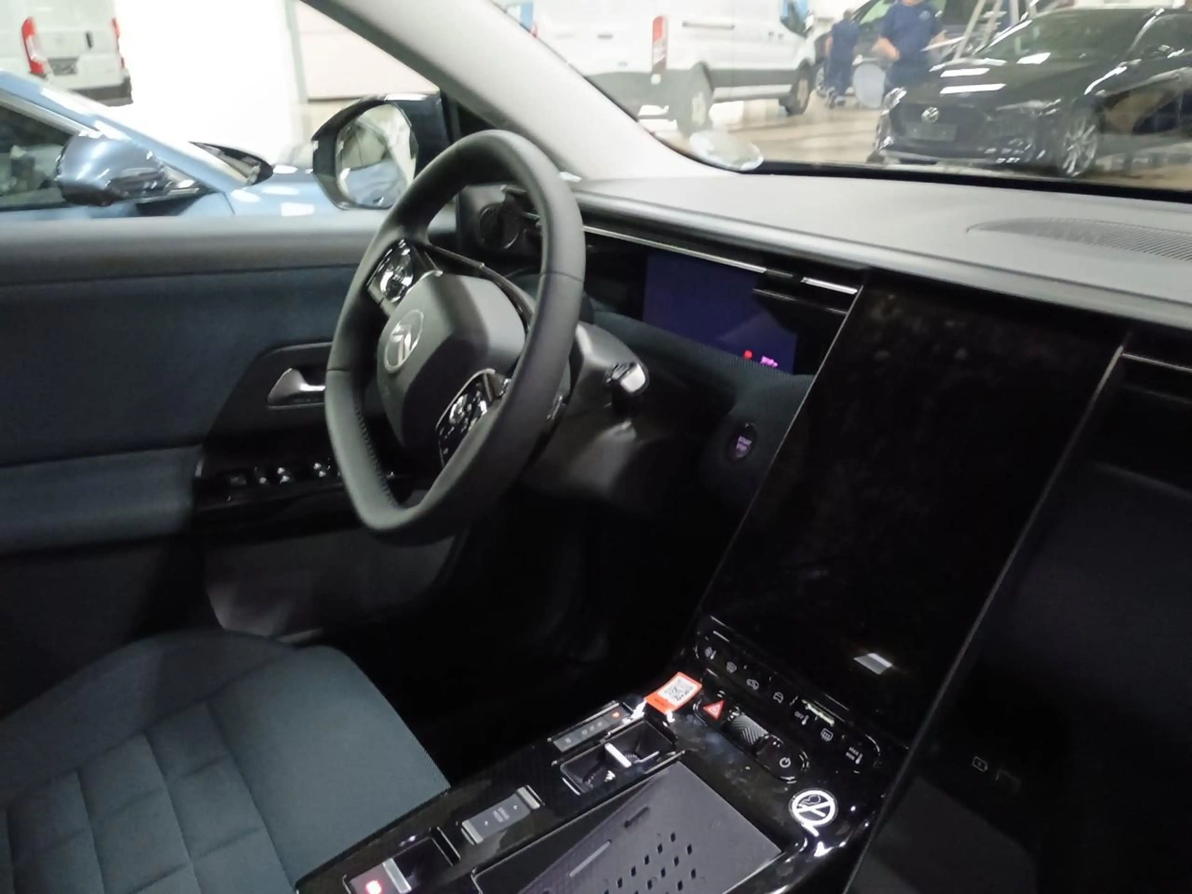 Citroen C5 Aircross II 145 Hybrid PLUS*Navi*Kamera*Shz* — photo 11