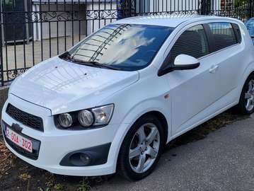 Aveo hatchback 1.6i LTZ