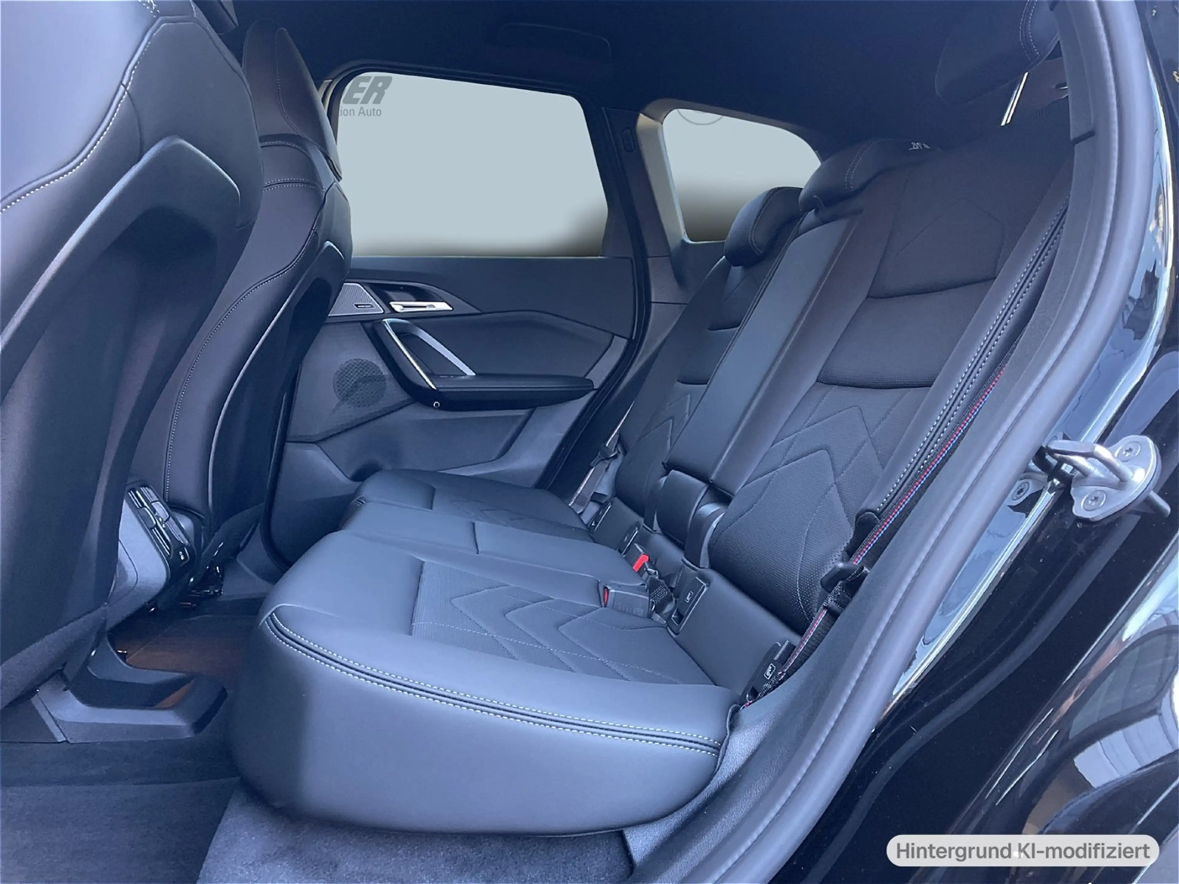 BMW iX1 eDrive20 M Sportpaket Pro // elektr. Sitzverstellu — photo 11