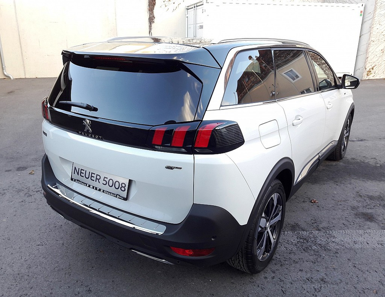 Peugeot 5008 2,0 BlueHDI 180 S&S EAT8 GT "inkl. AHV abnehmba... — photo 12