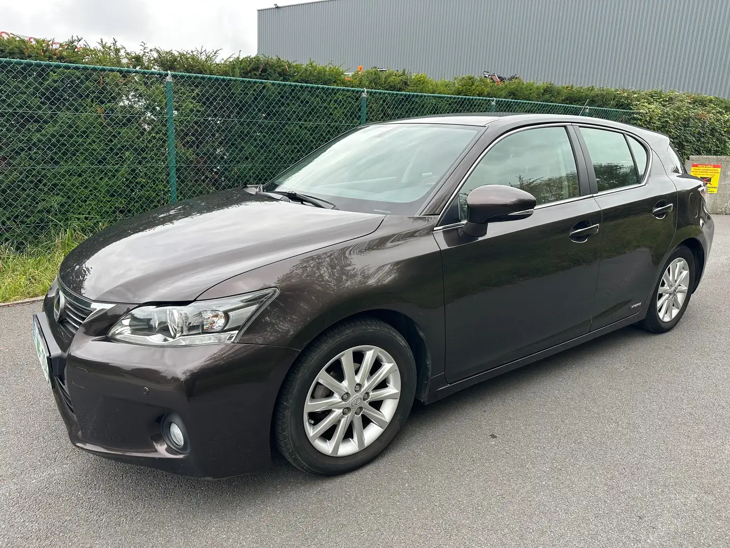 Lexus CT 200h CT 200h 1.8i Luxury E-CVT - 2