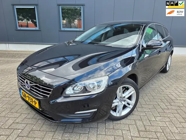 Volvo V60 2.4 D6 Twin Engine Momentum