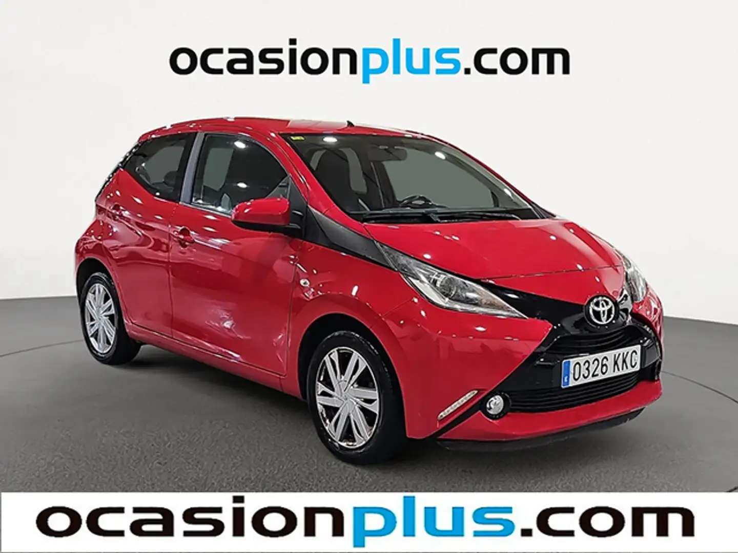 Toyota Aygo 1.0 VVT-i x-play Rojo - 2