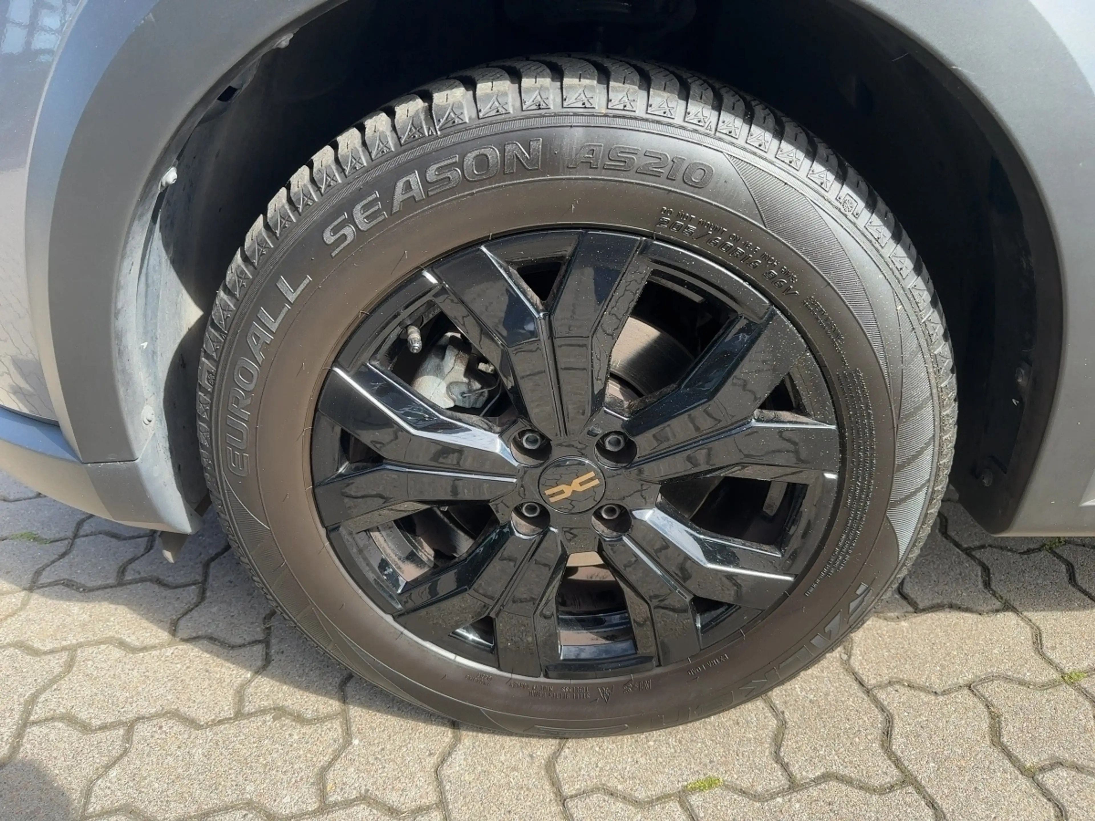 Dacia Jogger Extreme TCe 110 7-Sitzer*NAVI*SHZ*KAMERA*KLIMA* — photo 7