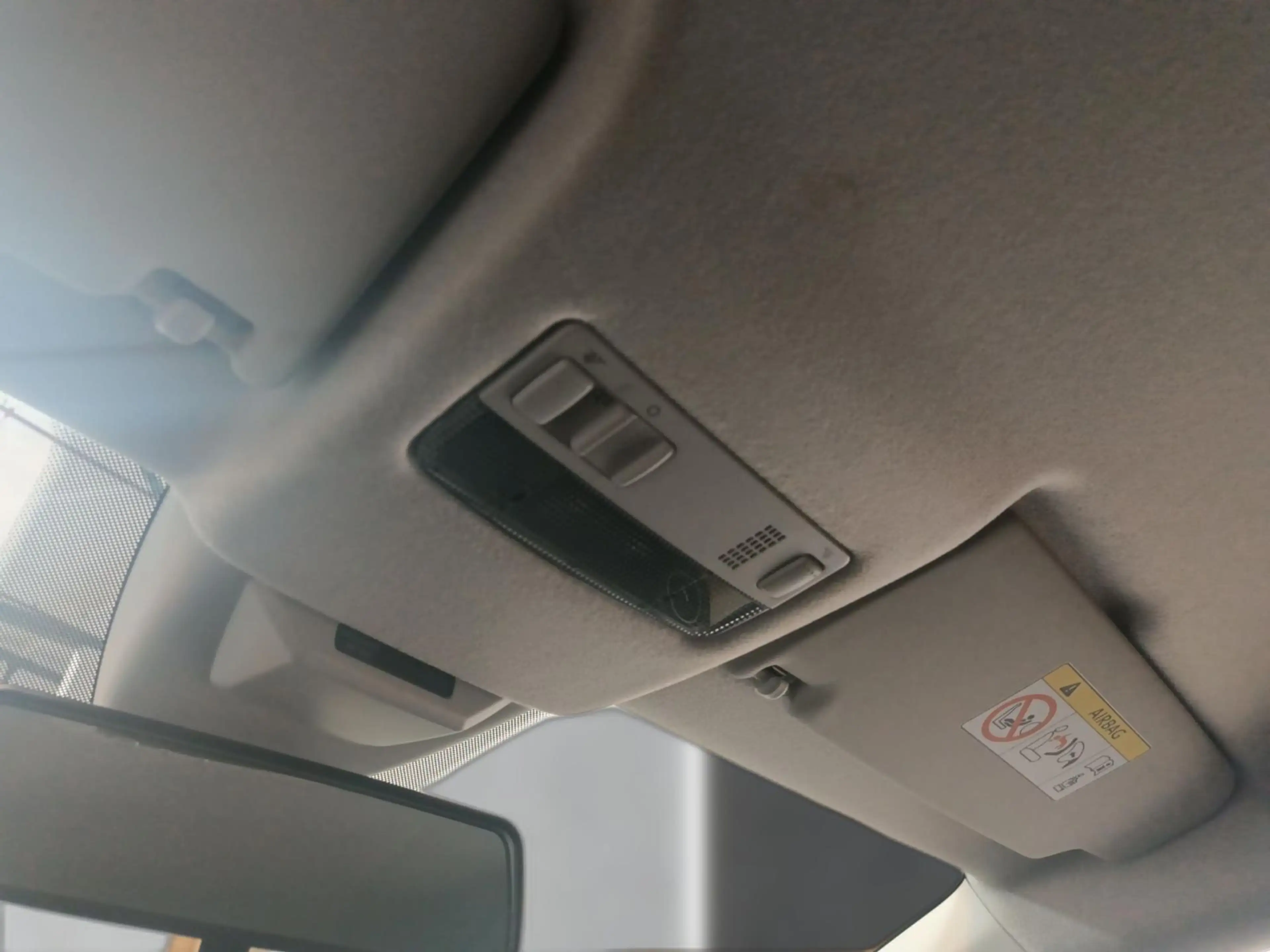 Volkswagen up! 1.0 move up! *GRA*R-CAM*PDC*SHZ* — photo 23