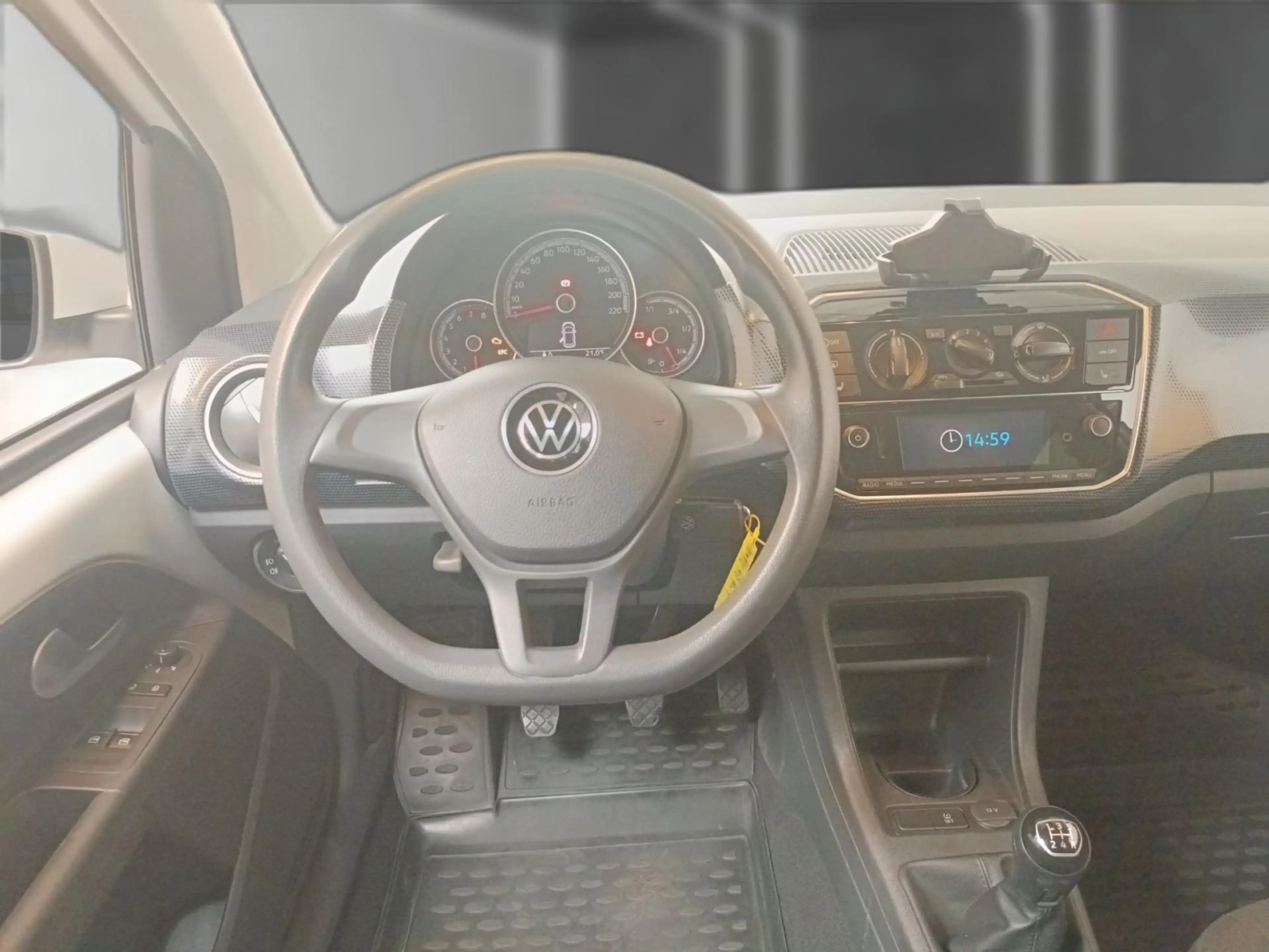 Volkswagen up! 1.0 move up! *GRA*R-CAM*PDC*SHZ* — photo 13