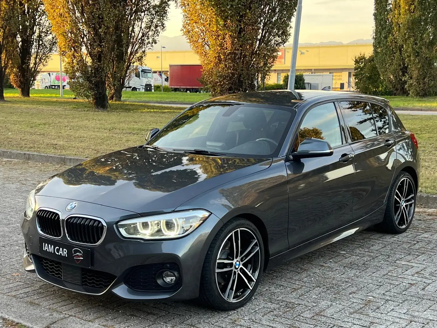 BMW 118 Serie 1 F/20-21 2015 118d Msport 5p Grigio - 1