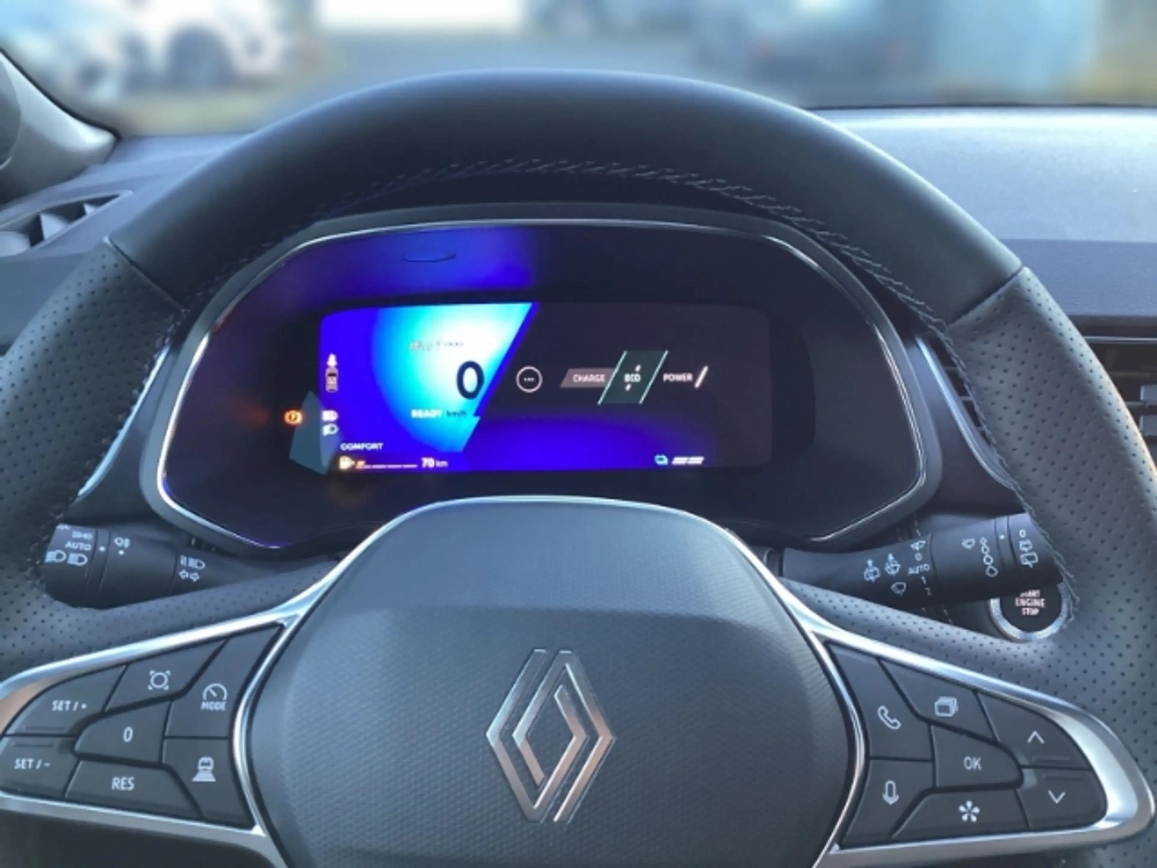Renault Symbioz Iconic 160+Pano-Dach+H&K+360°Kamera+ACC+ele. Sitze — photo 8