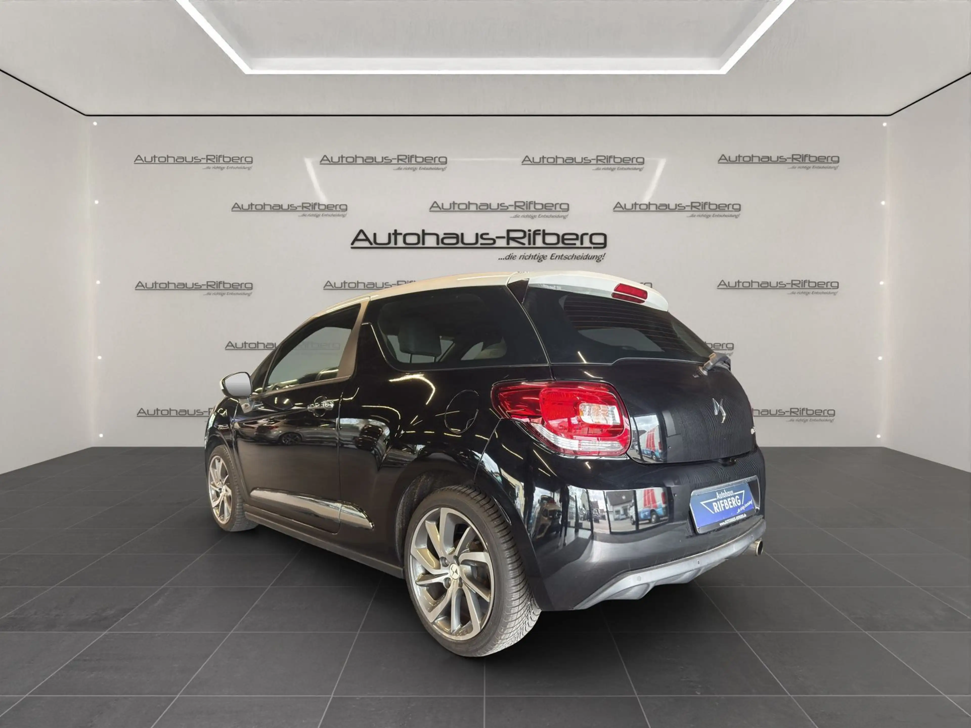 DS Automobiles DS 3 So Chic DS Connect/17Zoll/Tempomat/Farbdispl — photo 4
