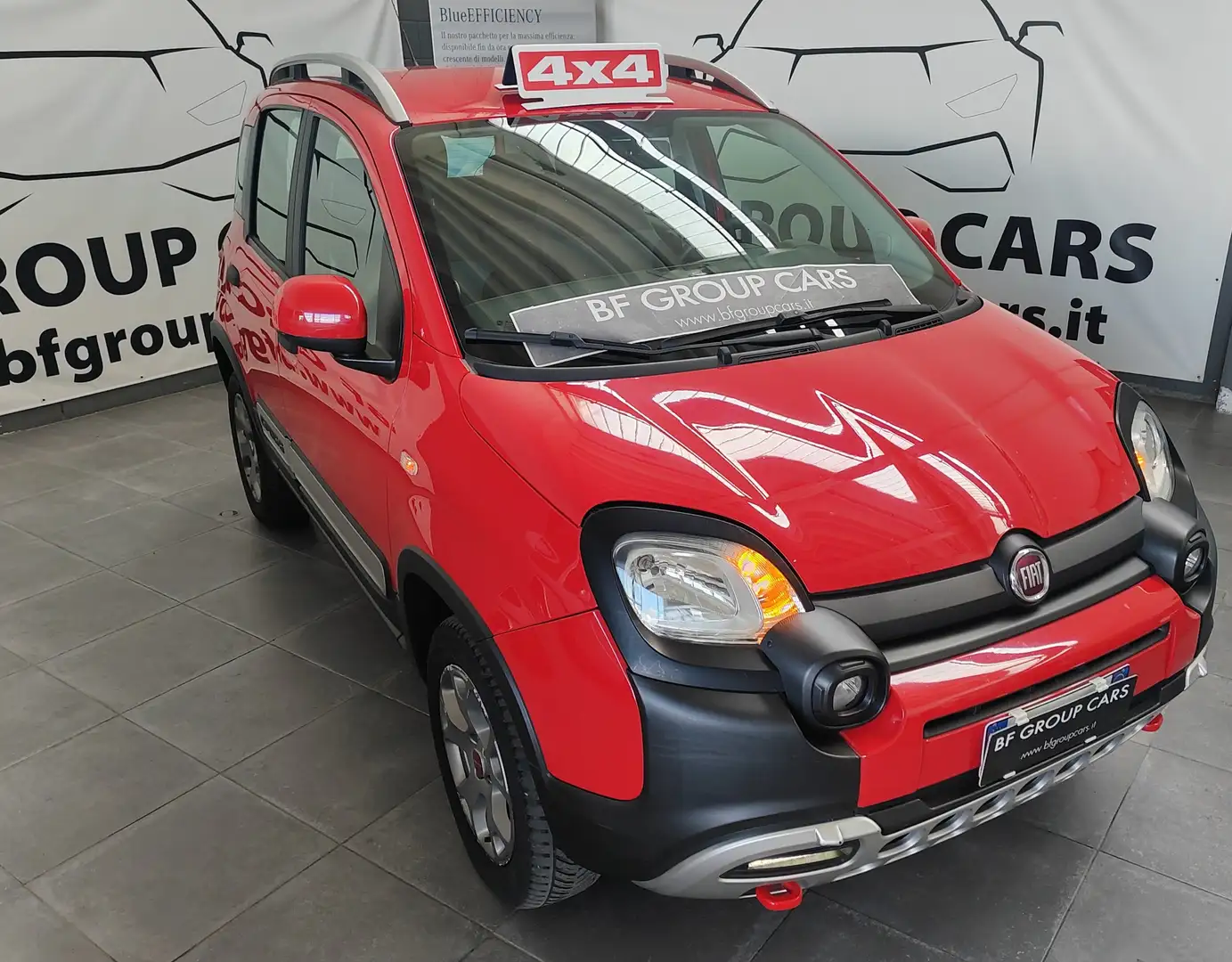 Fiat Panda Panda 0.9 t.air t. Cross 4x4 s Rouge - 1