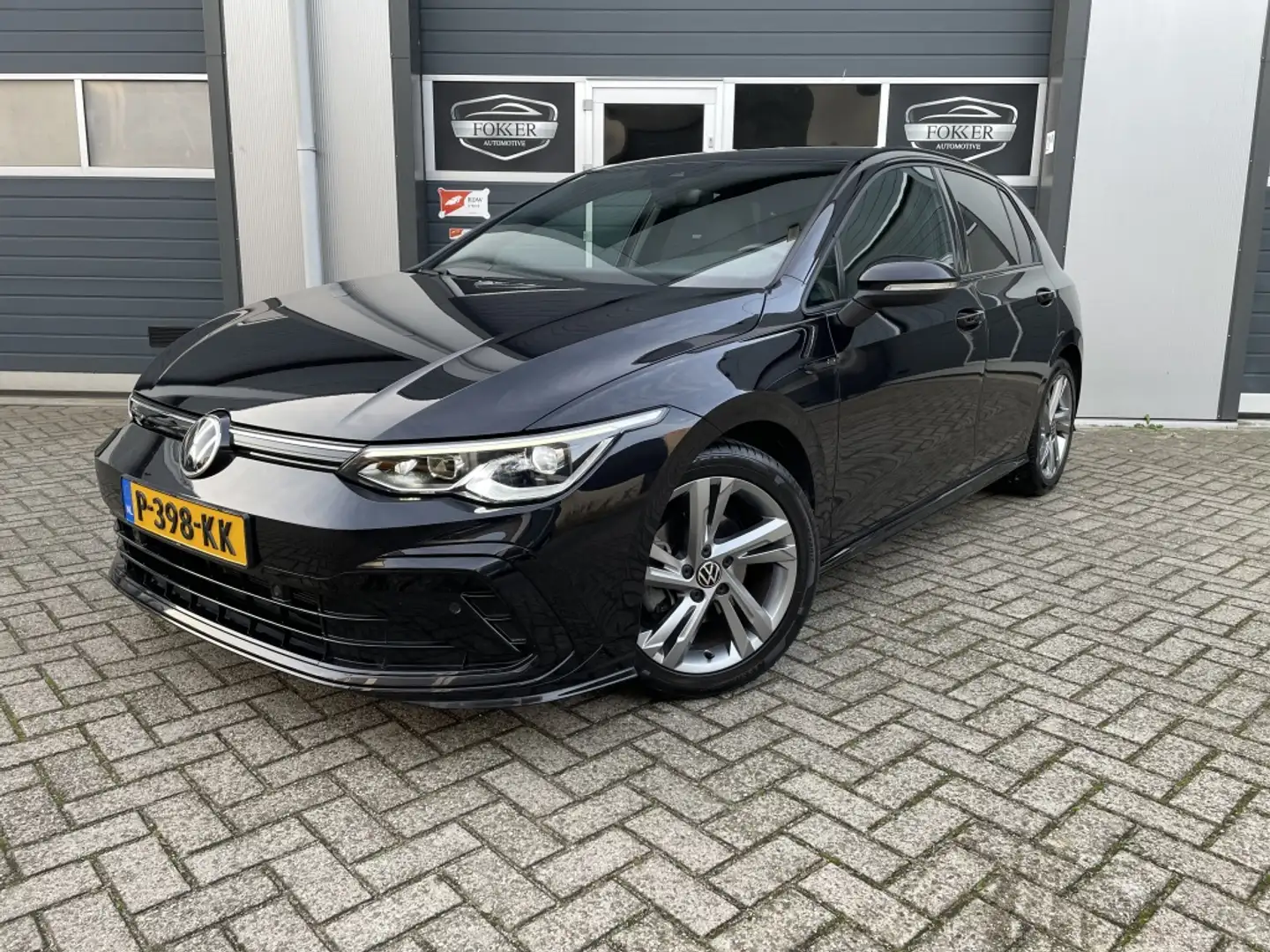 Volkswagen Golf 1.5 eTSI R-Line Carplay Trekhaak Cruise Sfeer Led Negro - 1