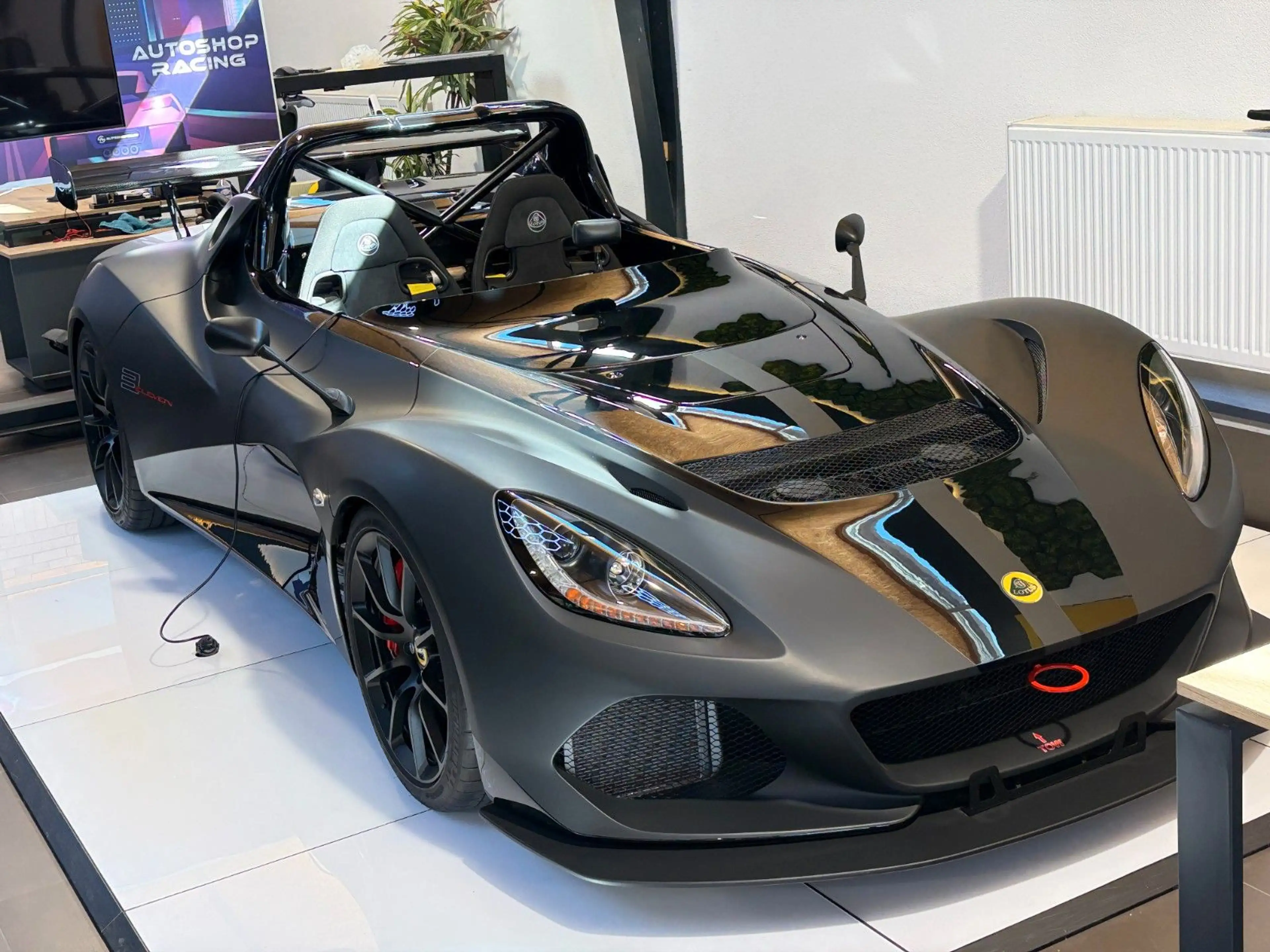 Lotus 3-Eleven Road-Version 5 von 311 — photo 13