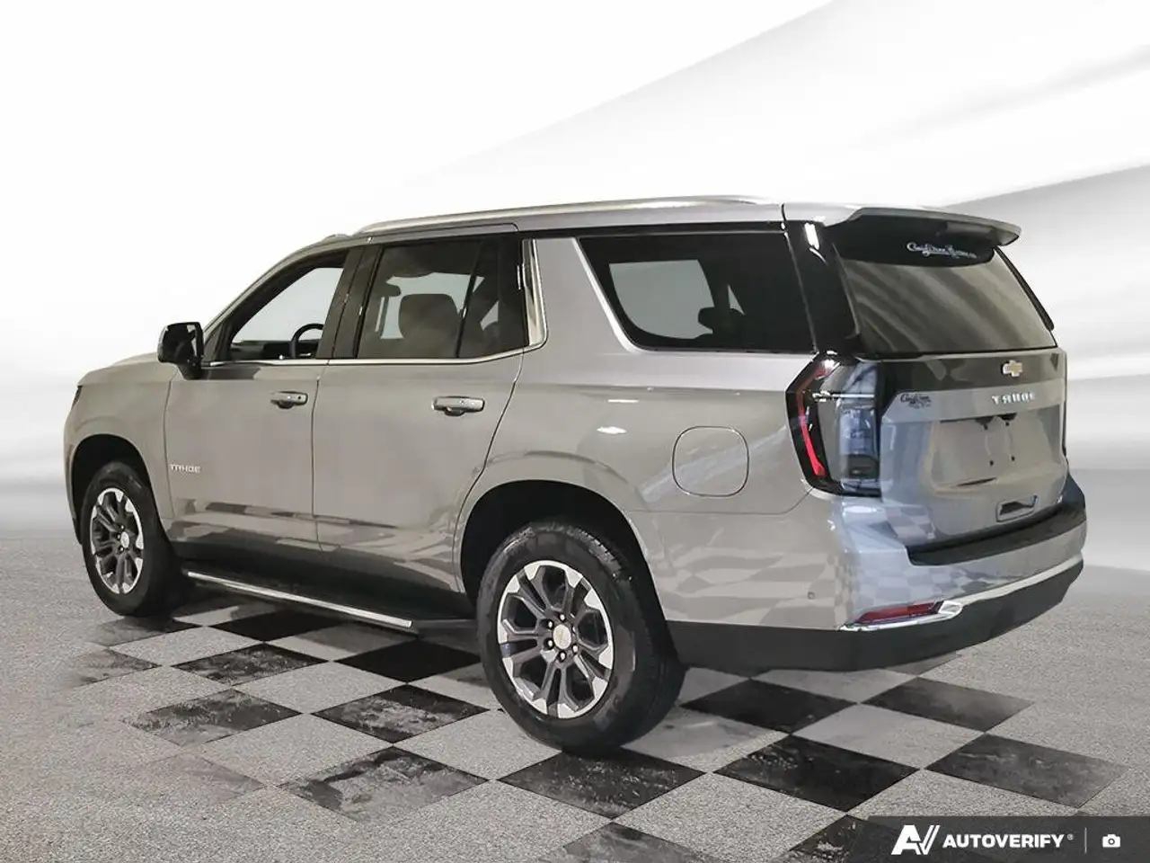 Chevrolet Tahoe снимка Chevrolet Tahoe