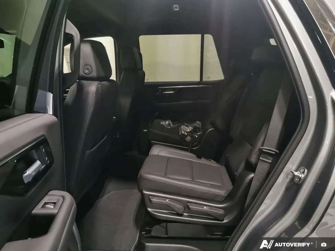 Chevrolet Tahoe снимка Chevrolet Tahoe
