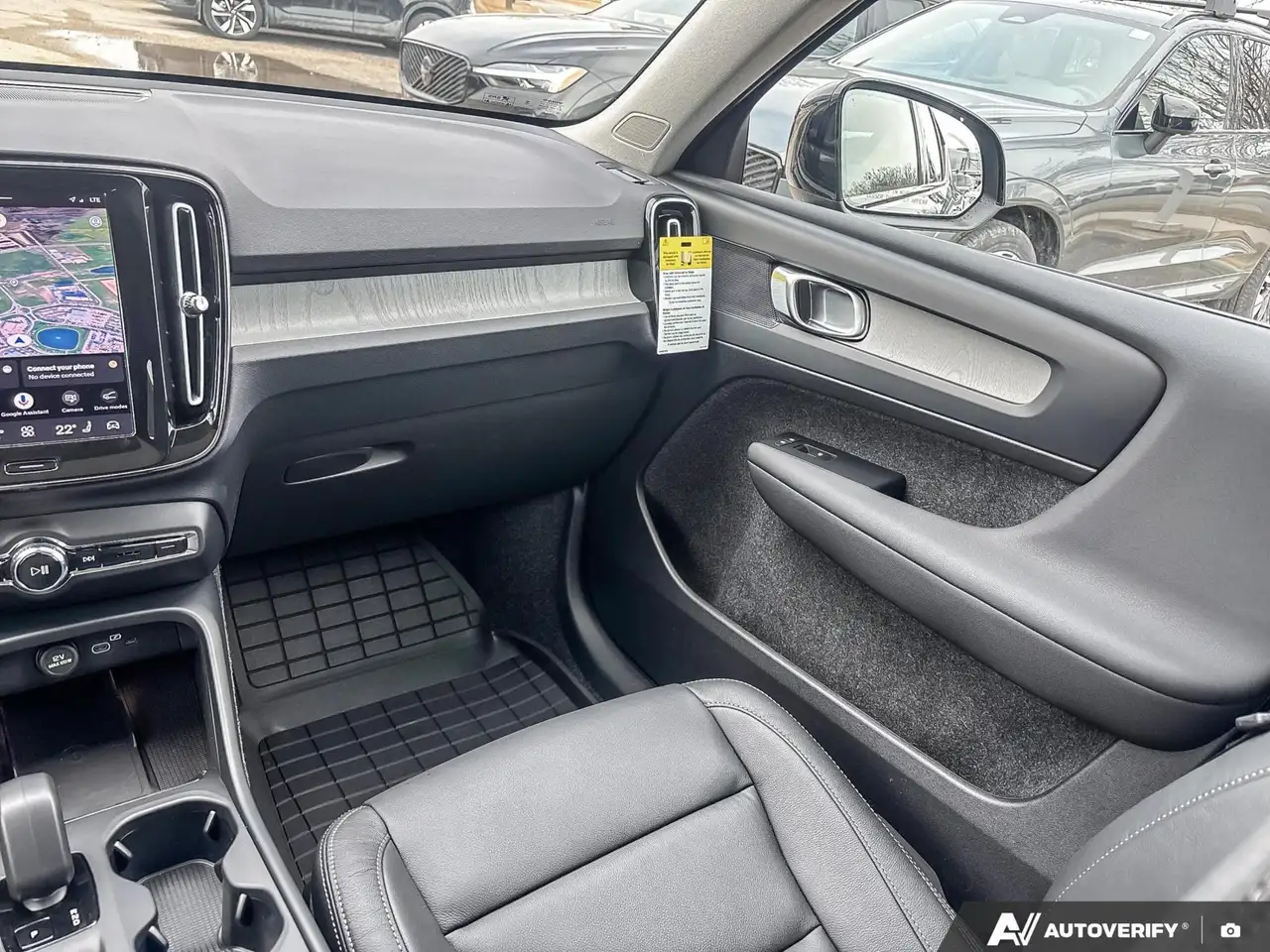 Volvo XC40 снимка Volvo XC40