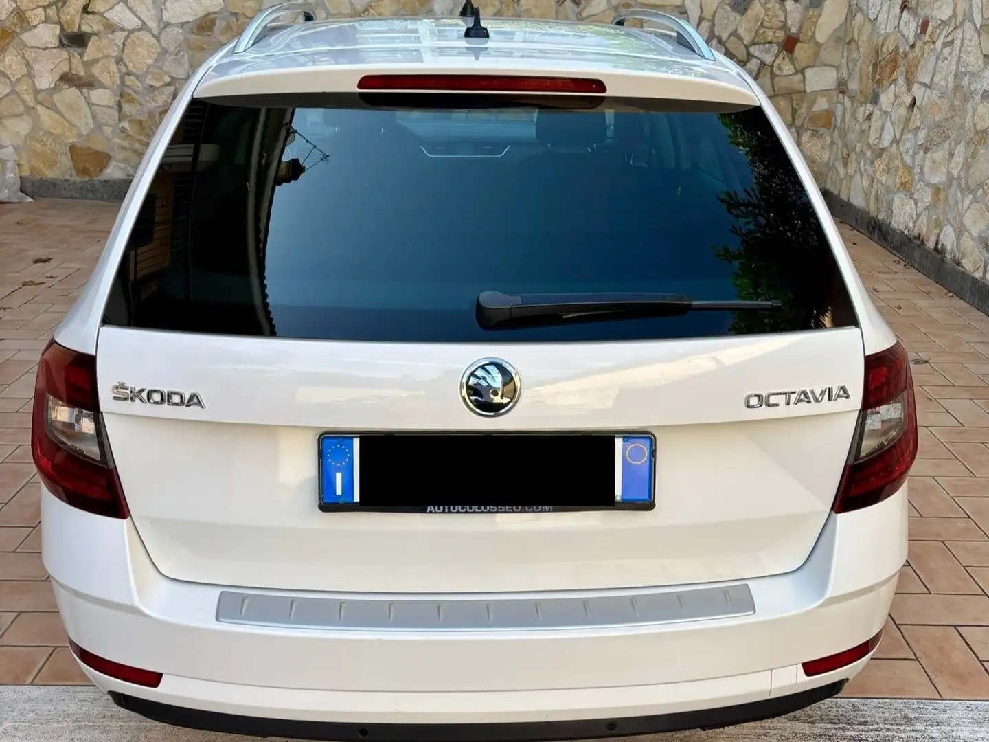 Skoda Octavia Octavia III 2017 Wagon Wagon 1.6 tdi Ambitio 115cv Bianco - 2