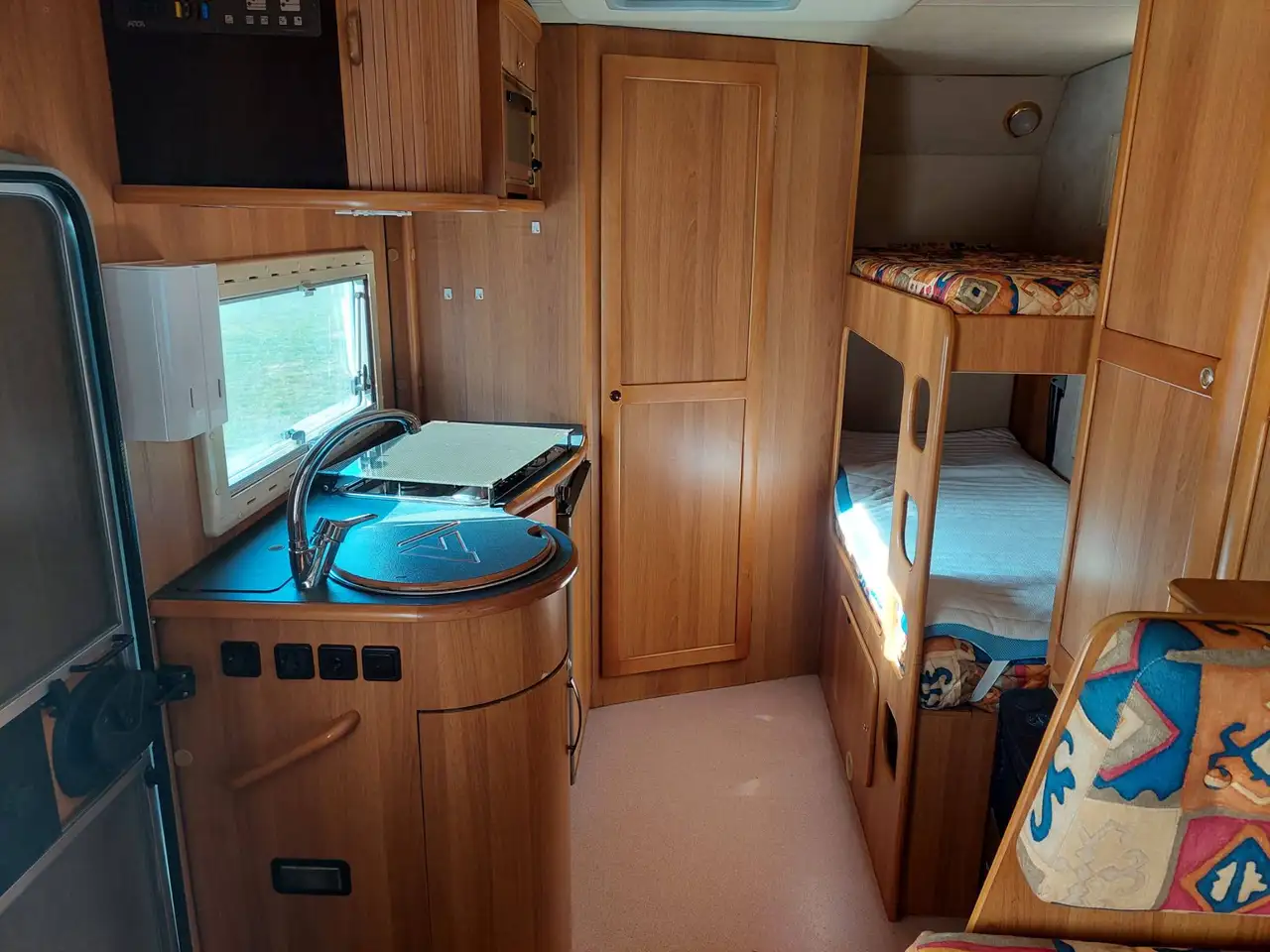 Caravans-Wohnm Arca America 407 2.8 i.d.t.d., foto 7