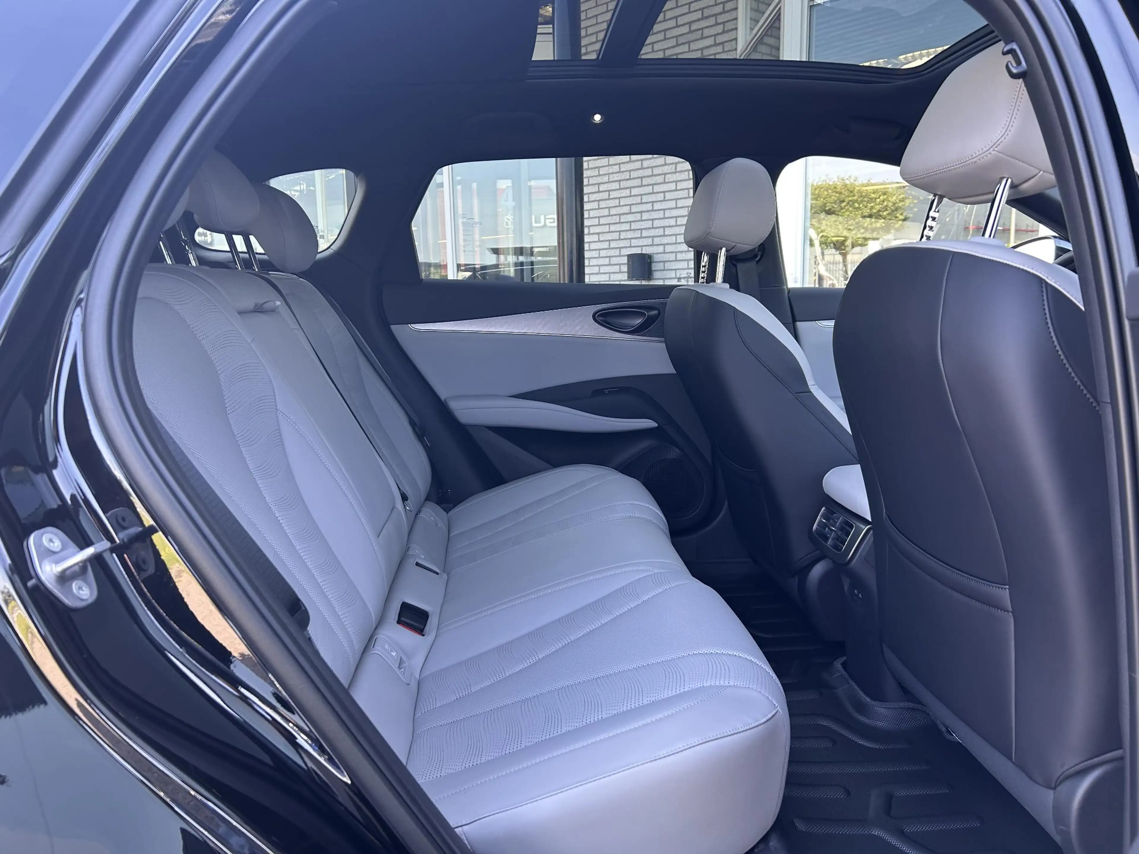 BYD Seal 6 TOURING 1.5 DM-i Comfort — photo 6