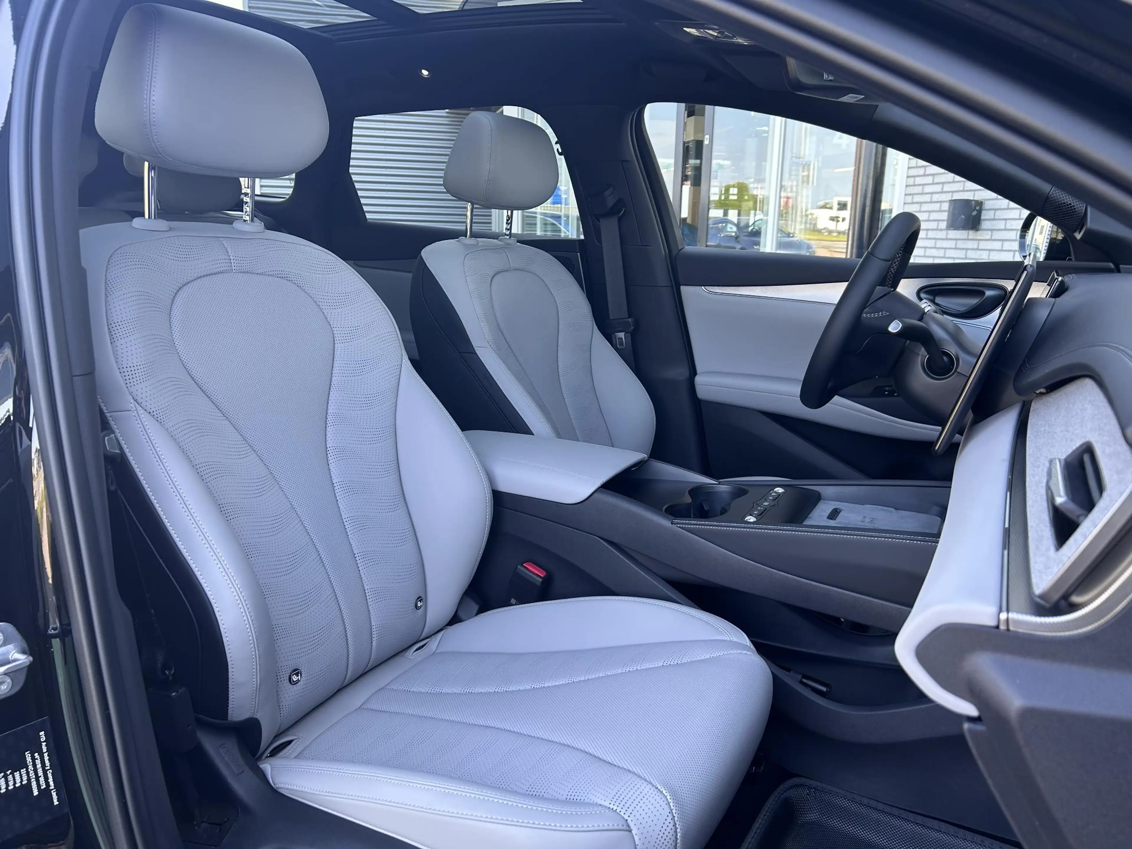 BYD Seal 6 TOURING 1.5 DM-i Comfort — photo 14